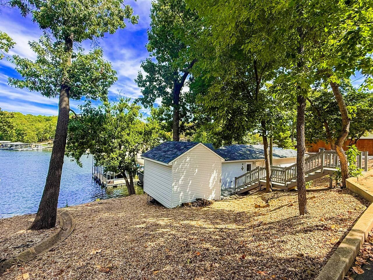 Lakefront Home,