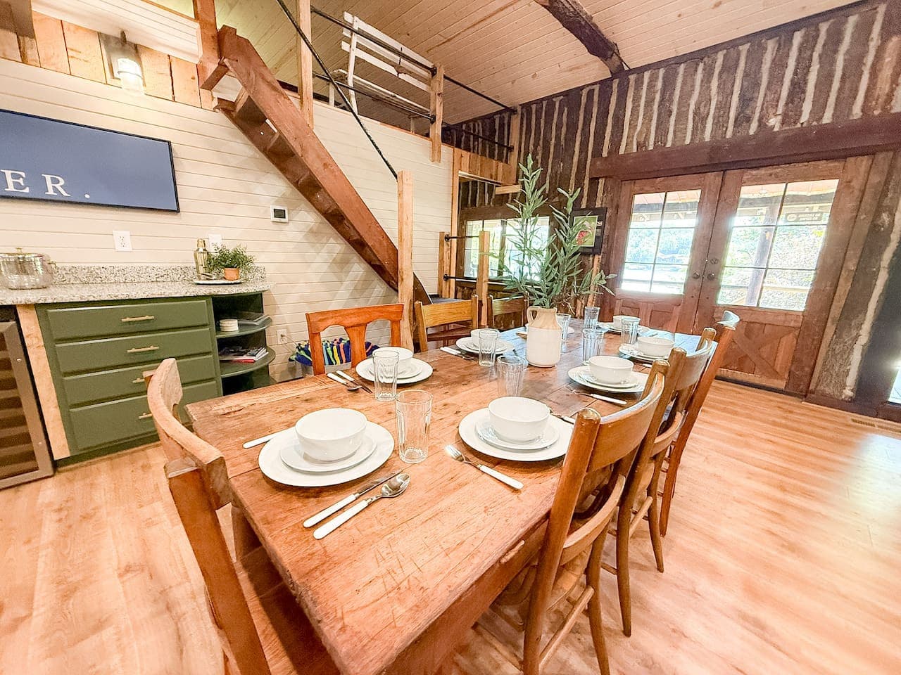 Plenty of space for the whole crew to dine, play games, or plan the next adventure