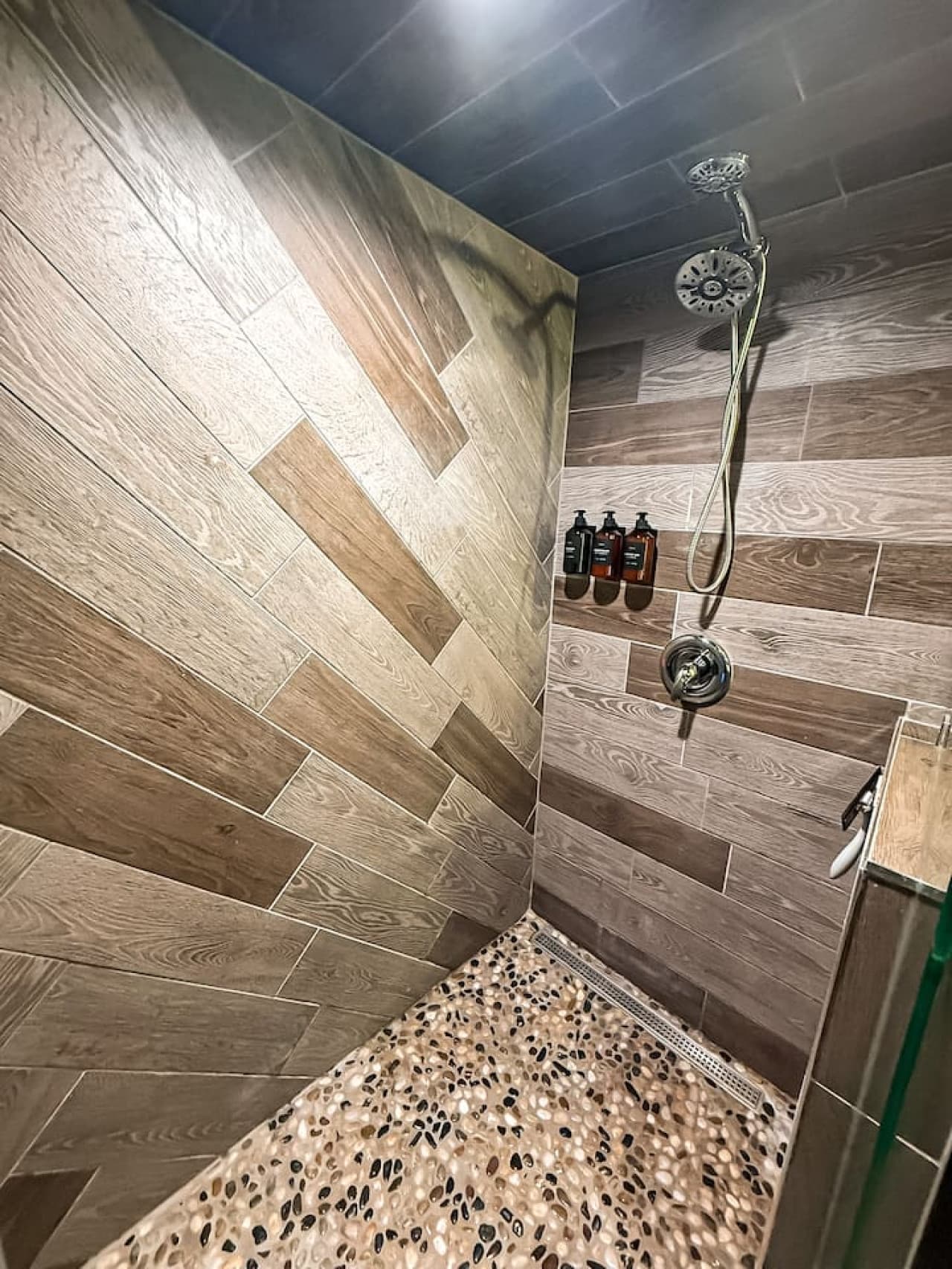 Crisp towels, clean design, and calming vibes—your personal retreat.