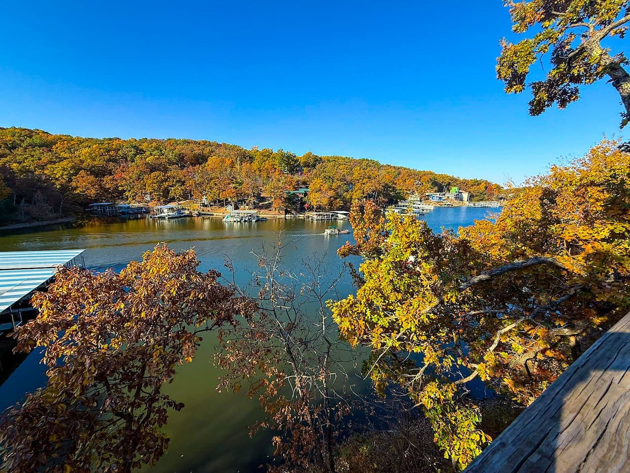 Beautiful lake scenery perfect for morning coffee or sunset views.
