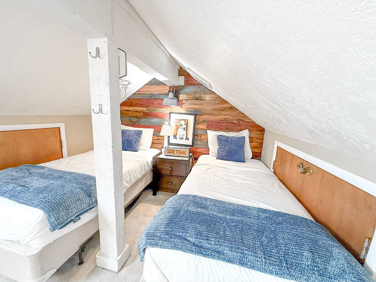 Create family memories in this bright loft space featuring twin beds, soft linens, and a warm, home-away-from-home feel. A great choice for families traveling together.