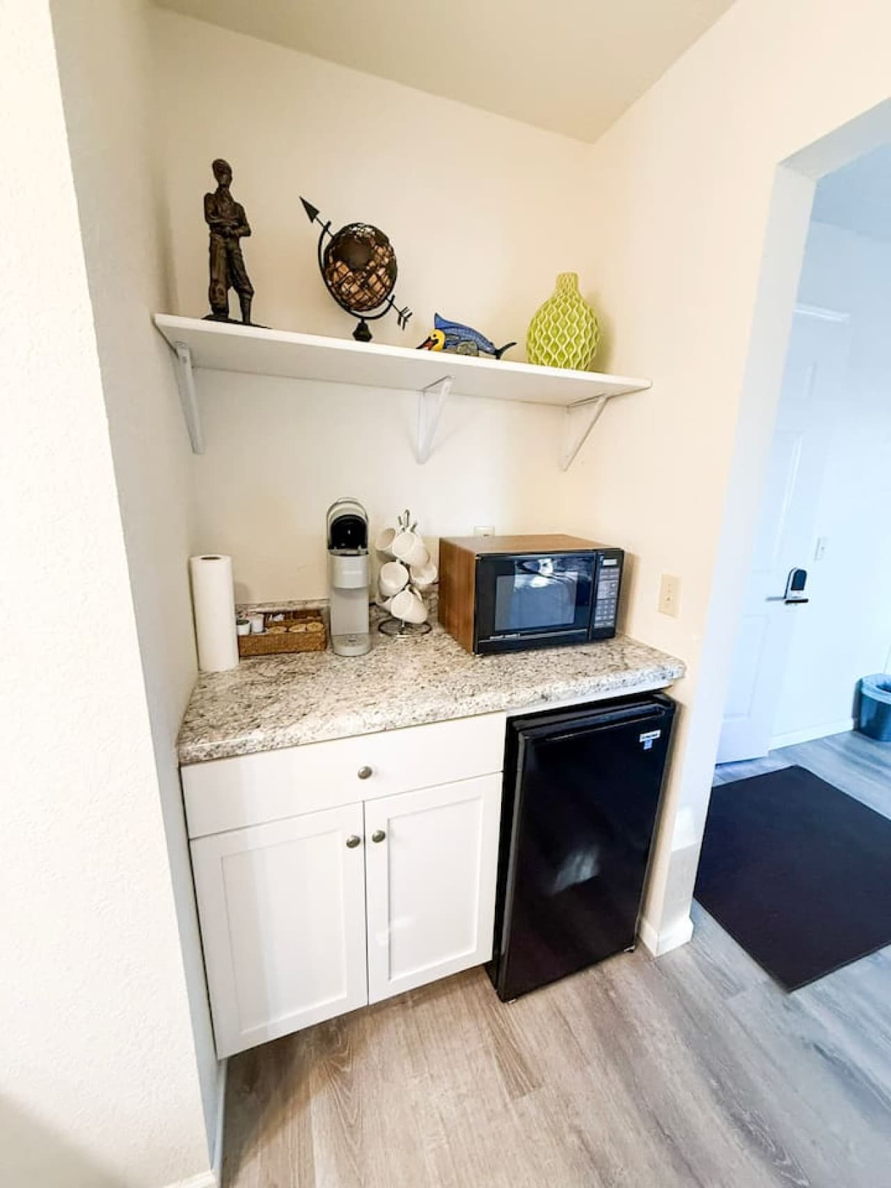 Stay refreshed with your own mini kitchenette complete with a fridge, microwave, and premium coffee setup.
Designed to elevate your stay with practical amenities and added comfort.