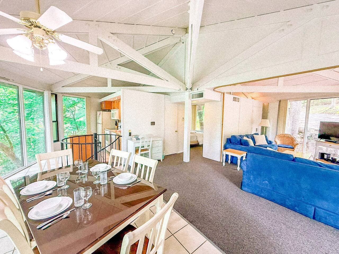 Dine with a view—surrounded by peaceful treetop scenery right outside your window.
