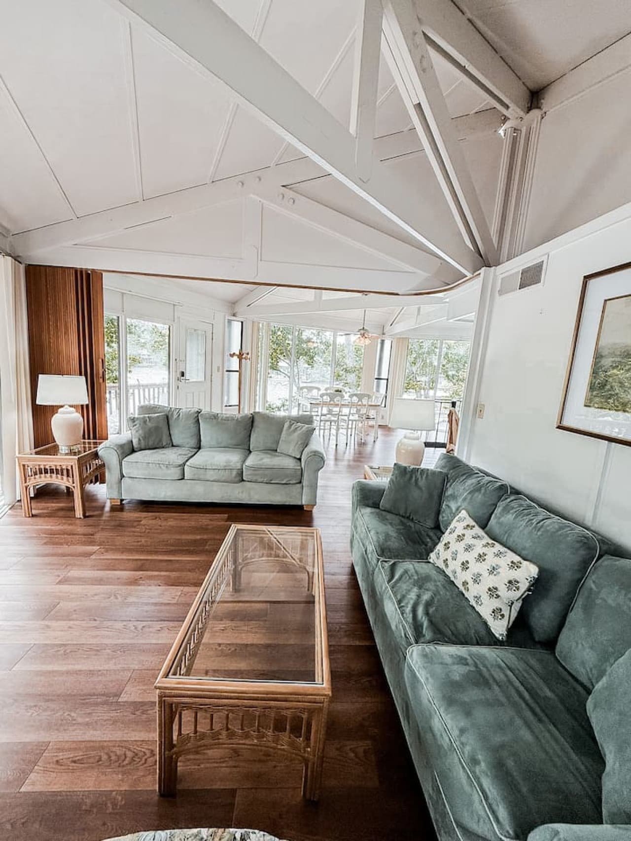 The open and airy living room designed for comfort and relaxation, with ample seating for your group of up to 6.