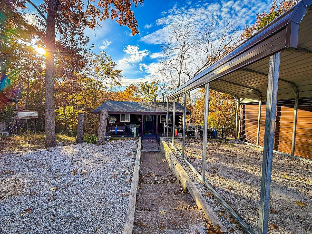 Easy access and space for multiple vehicles.