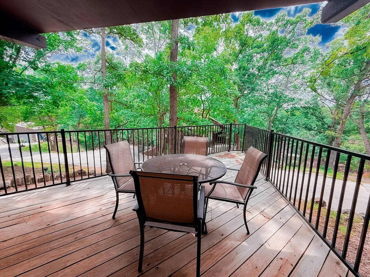 "Step out onto your private deck and immerse yourself in nature! The perfect spot for morning coffee or evening relaxation among the trees."