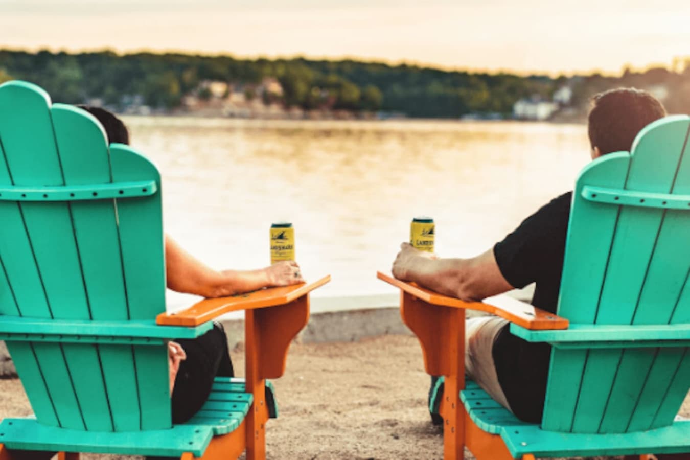 Chill by the side of the lake while drinking your chilled beverage.