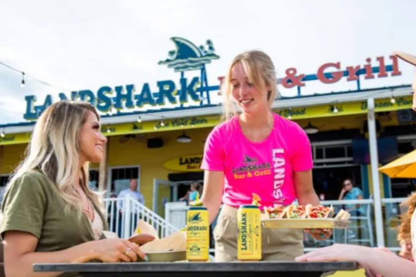 Get a taste of the island life at Landshark Bar & Grill! Enjoy delicious food and refreshing drinks in a vibrant atmosphere.