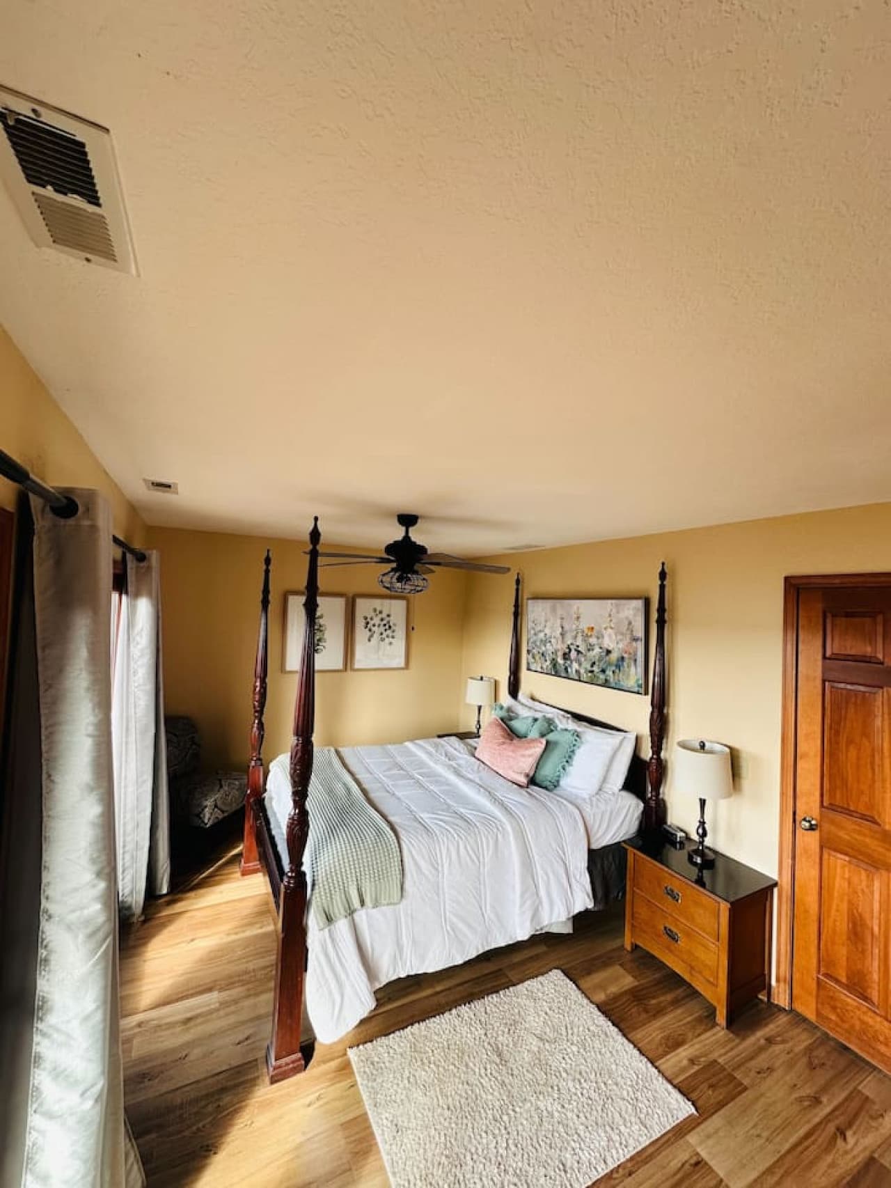 The Queen bedroom offers plenty of space and thoughtful details for a tranquil and stylish stay.
