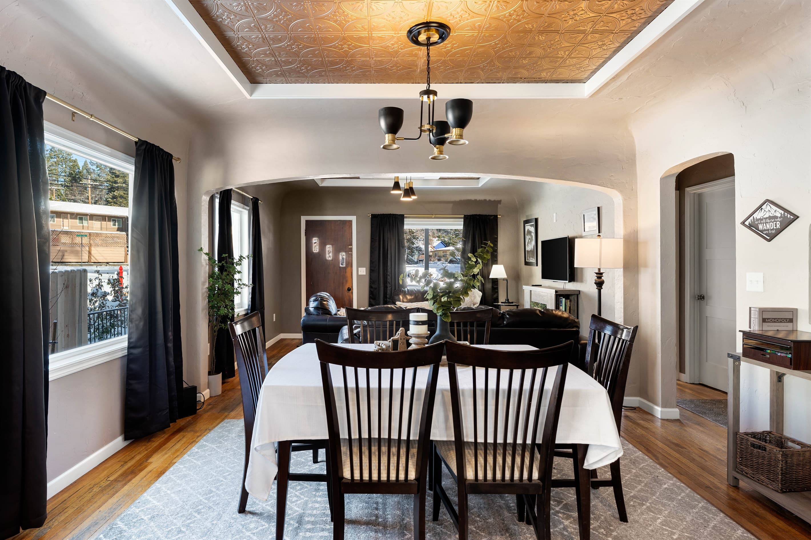 Dining Area.