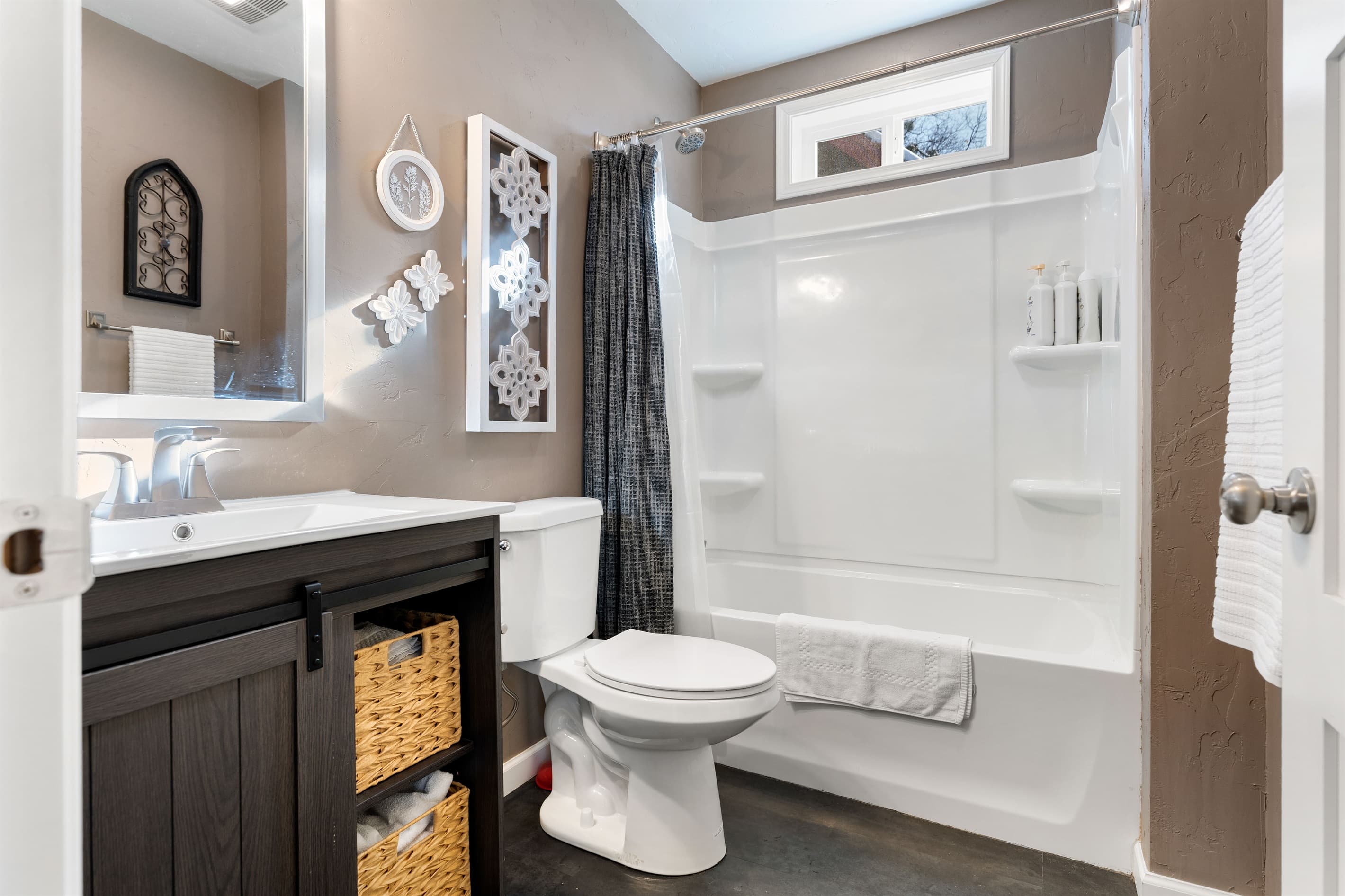 Bathroom #1