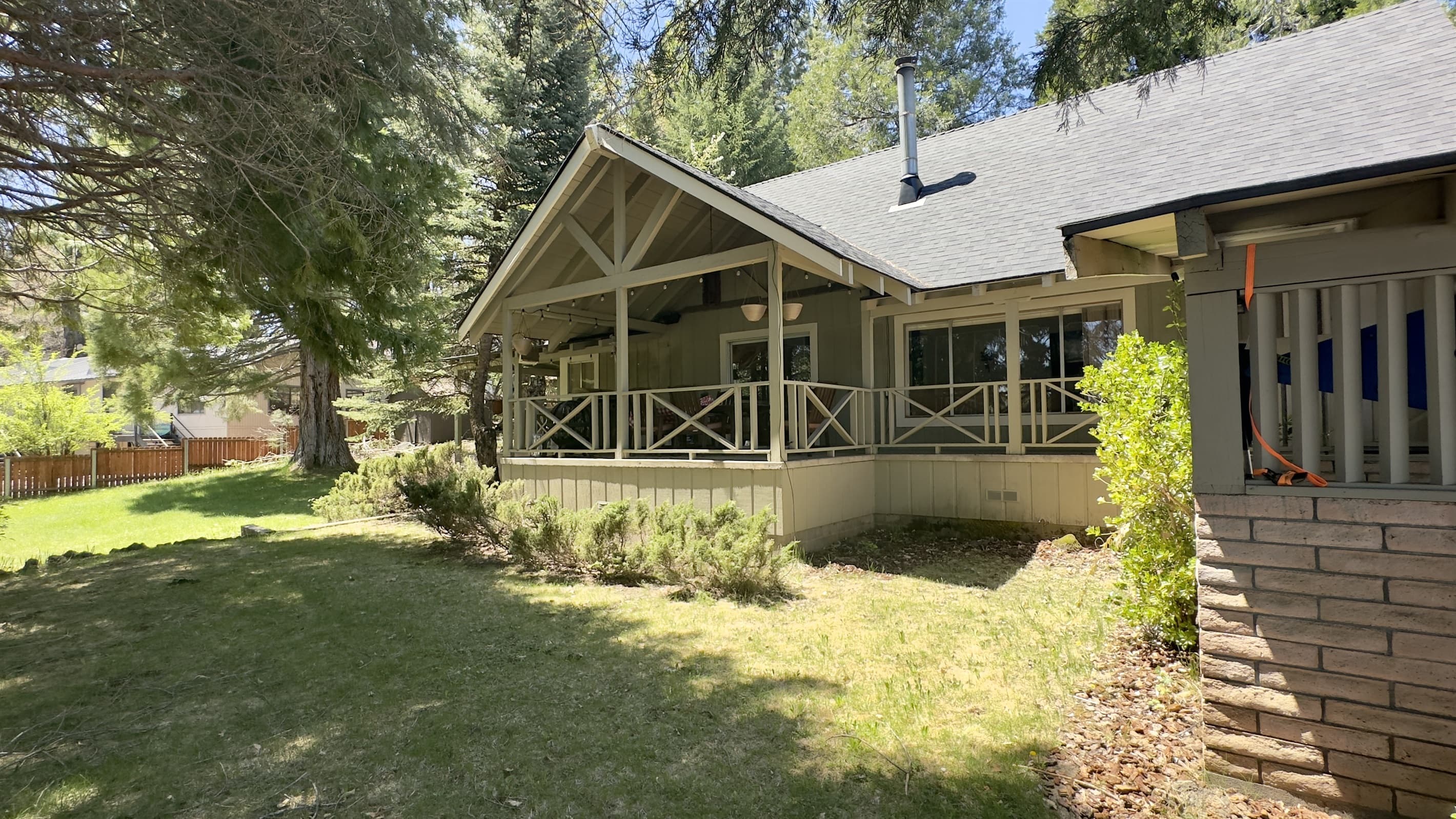 Side yard and proch