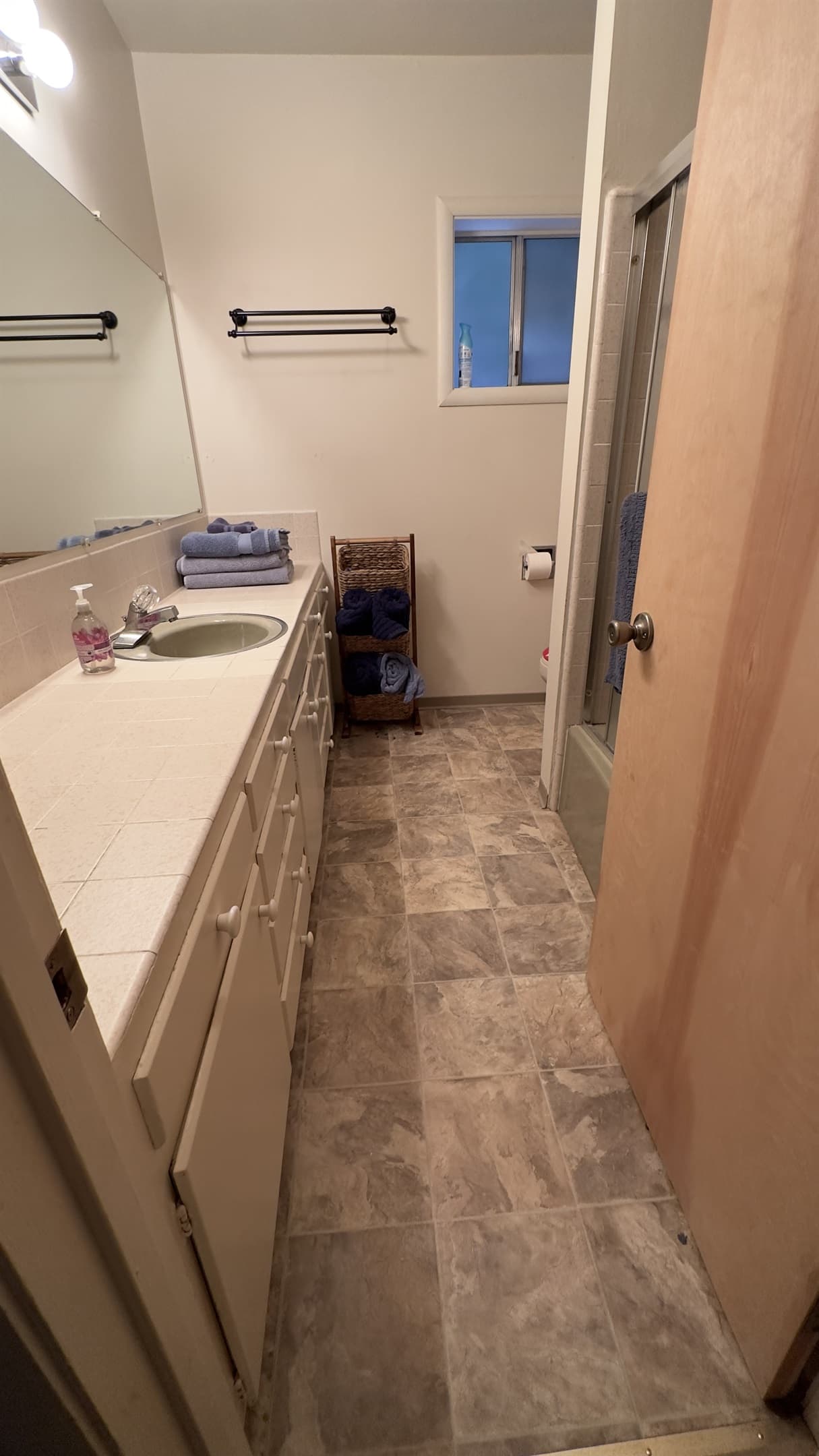 1st floor bathroom