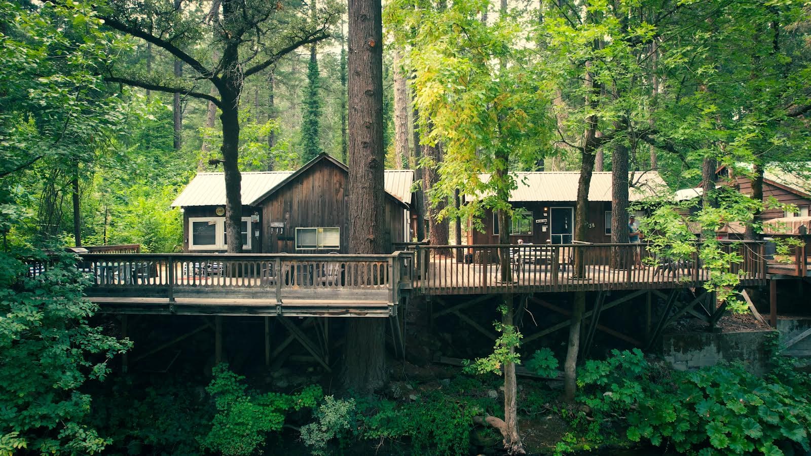 Kells Cabins
