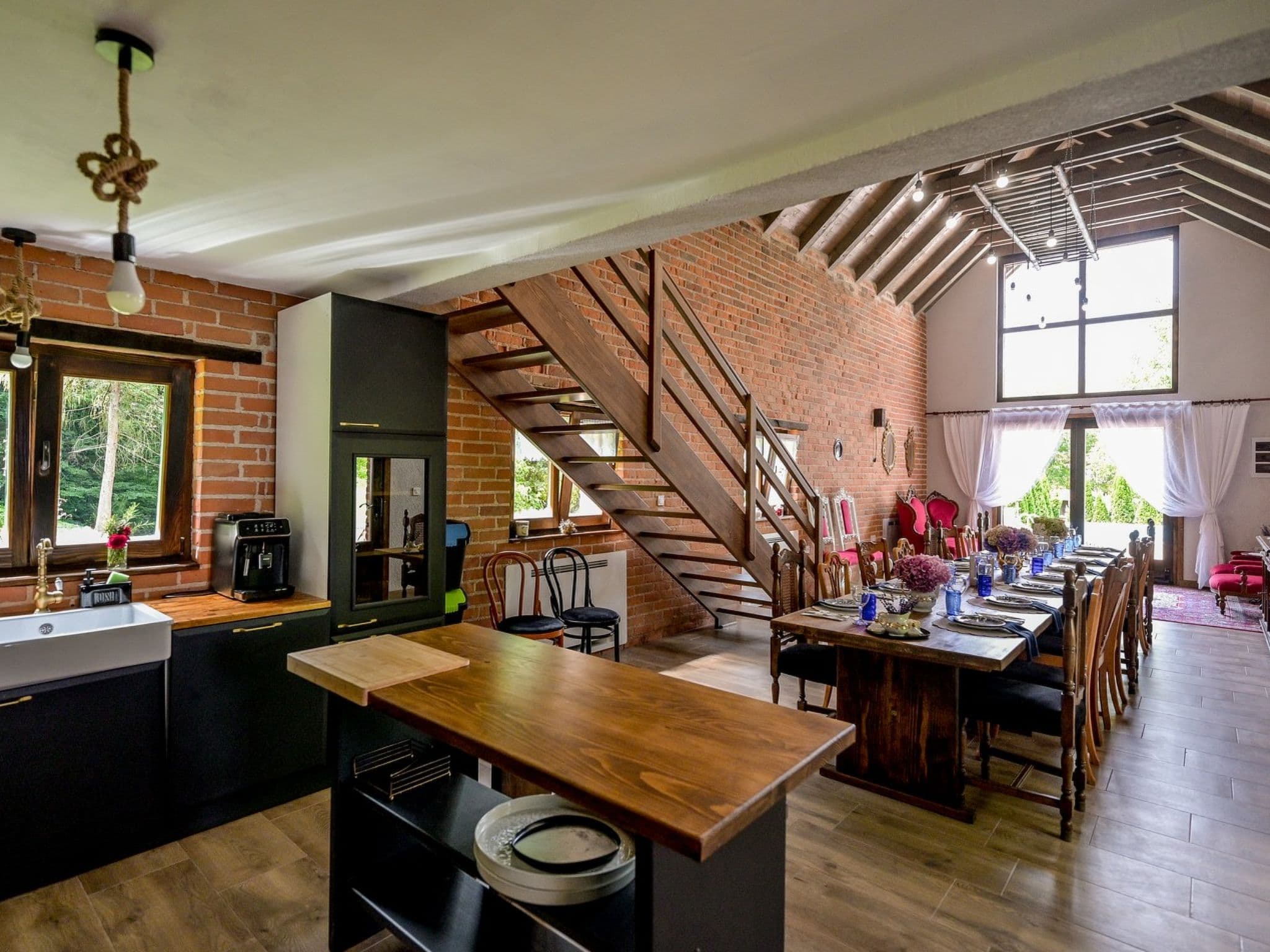 Kitchen / Dining Room