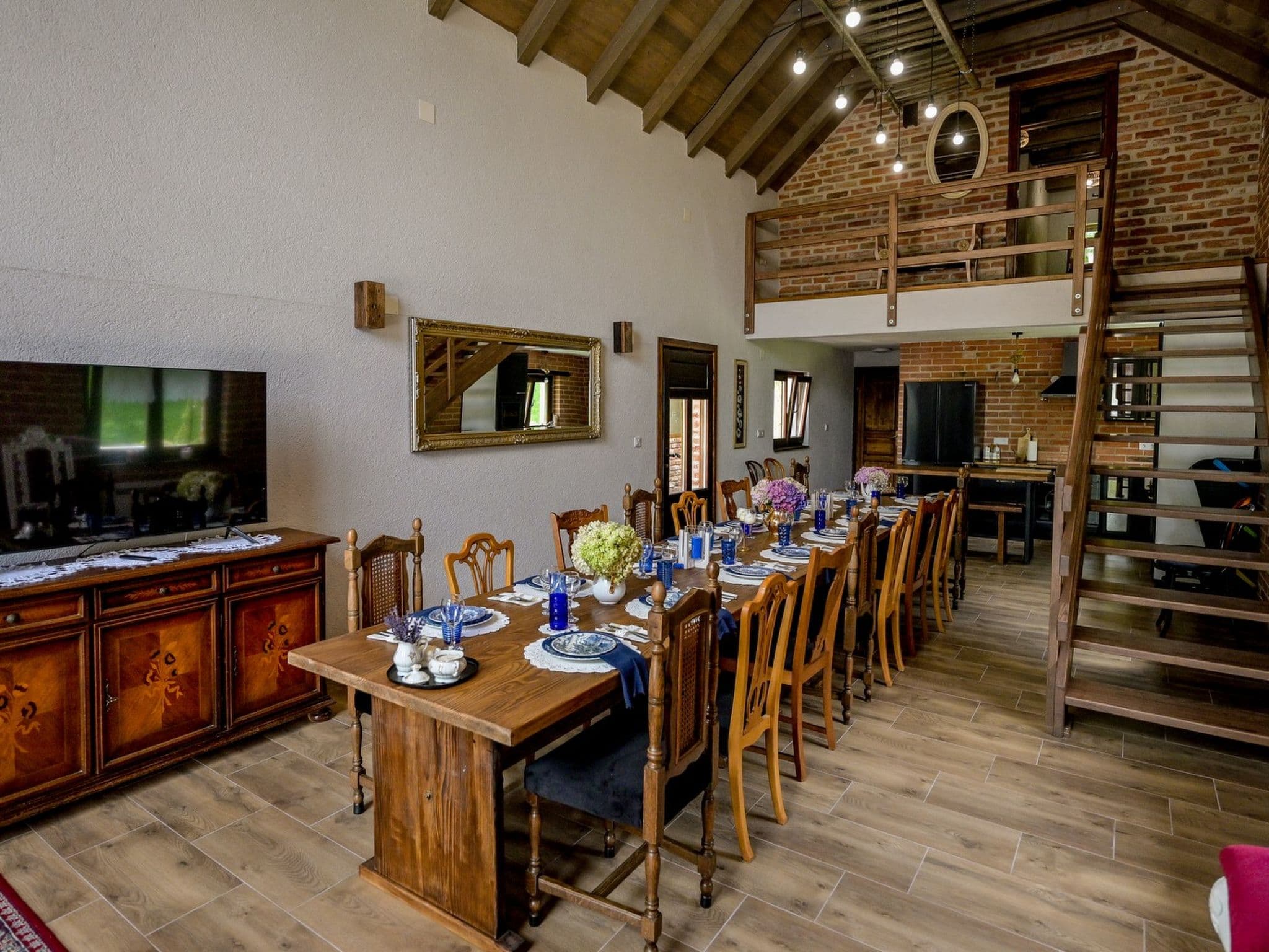 Kitchen / Dining Room