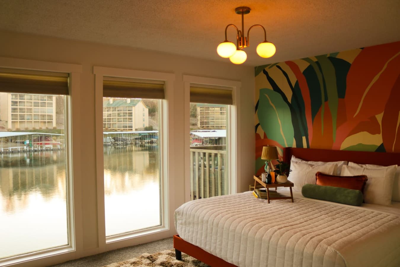 Wake up to stunning views and natural light in our Daylight Cove. Your bright and airy escape awaits!