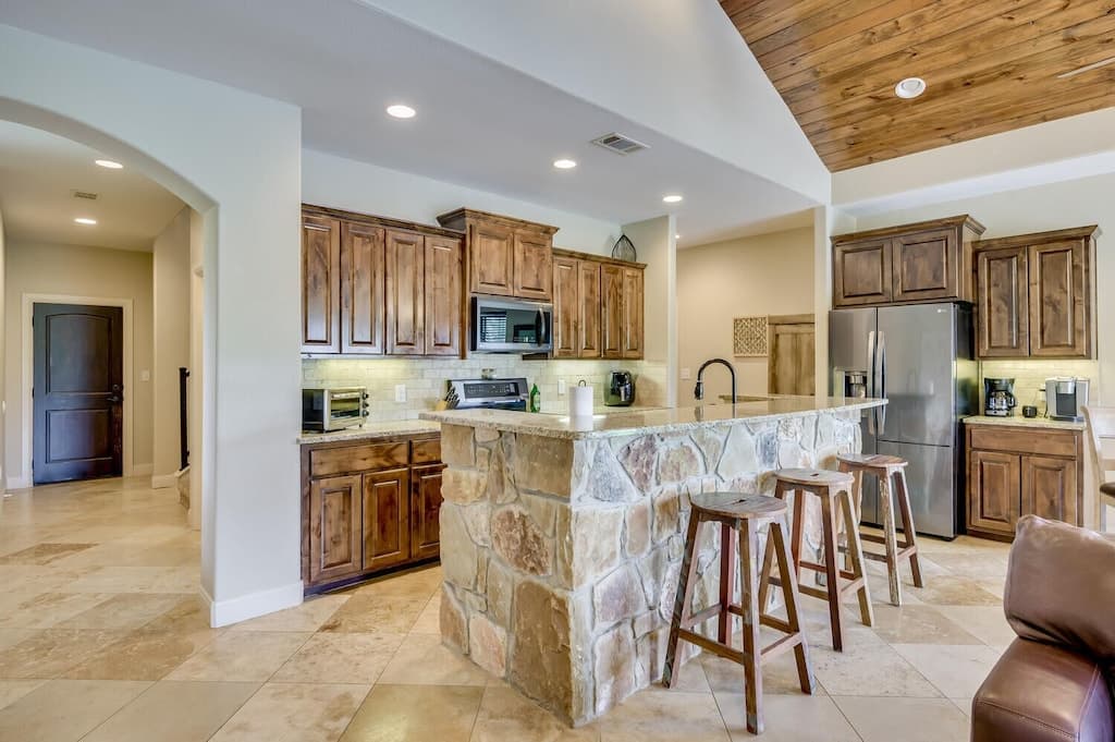 Lots of space to entertain your friends and family