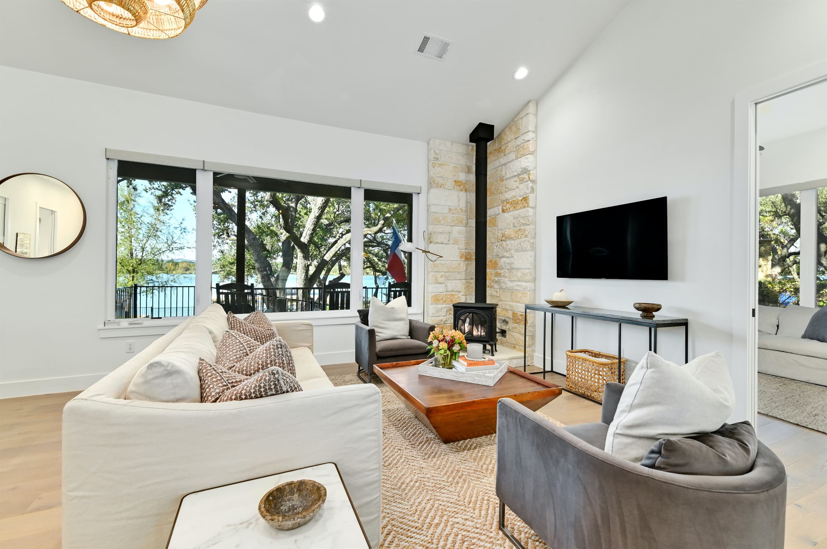 Family room overlooking the yard and the lake