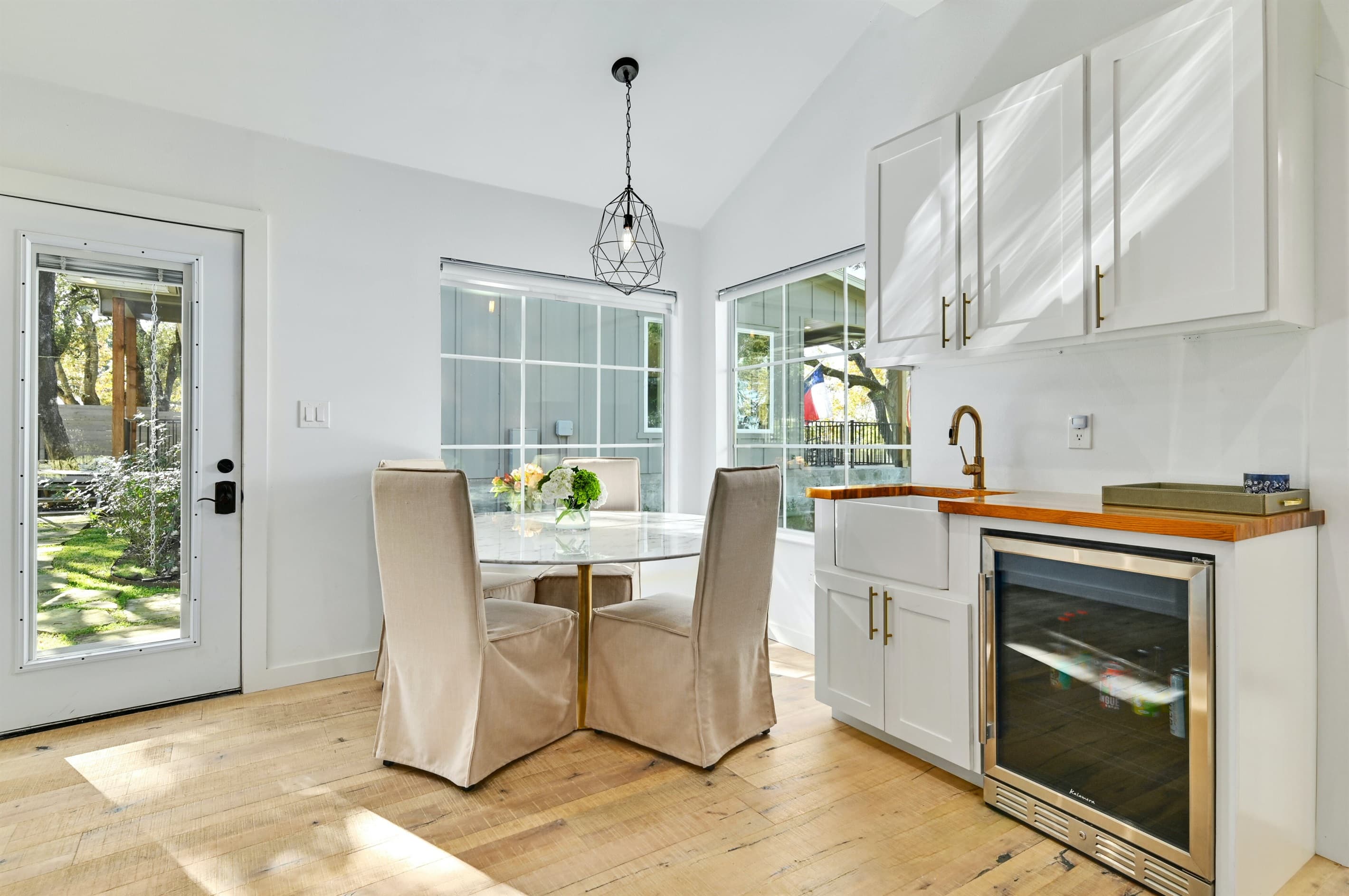 Wet bar and table for eating or games