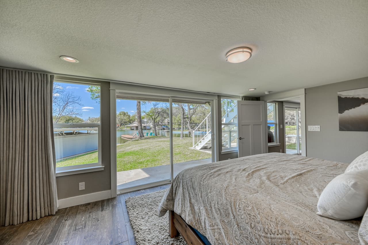 Lower Level - Primary Bedroom 1 with ensuite bathroom