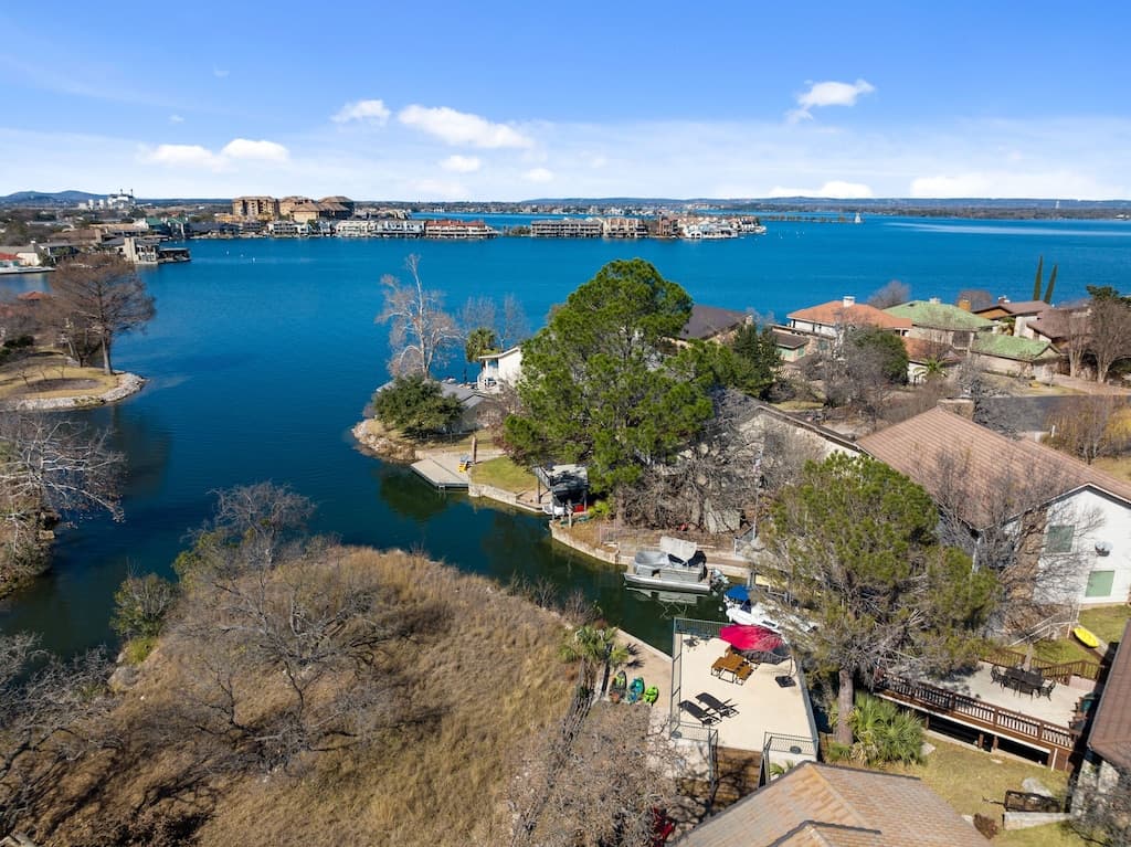 This home sits on a small inlet shared with just 3 other properties