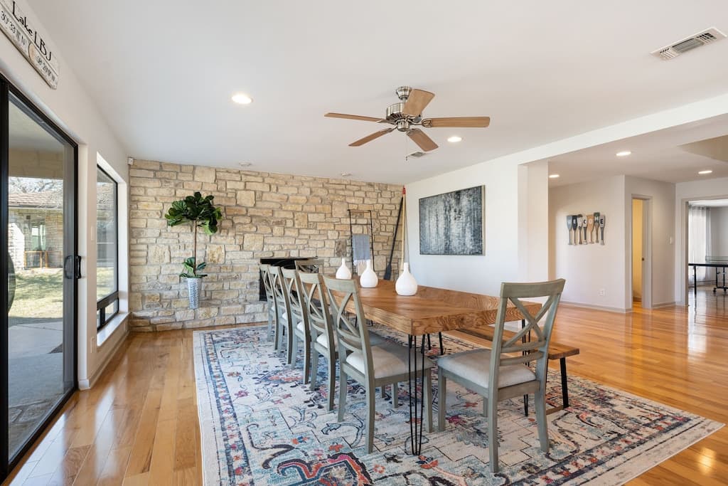 Dining room with plenty of seating for 12