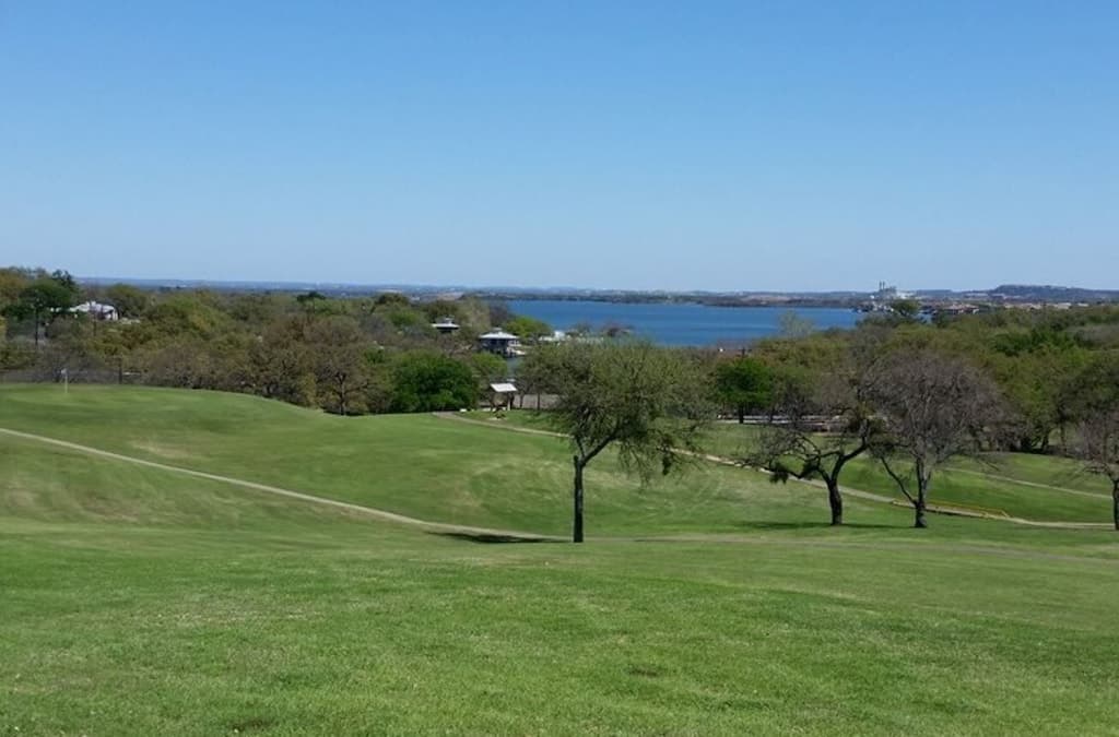 Blue Lake Golf Course & Hidden Falls at Meadowlakes are within a 15-minute drive