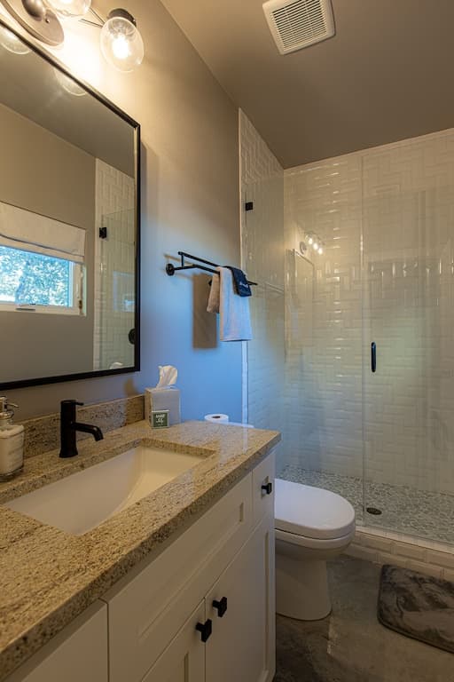 Pool bathroom with stand up shower