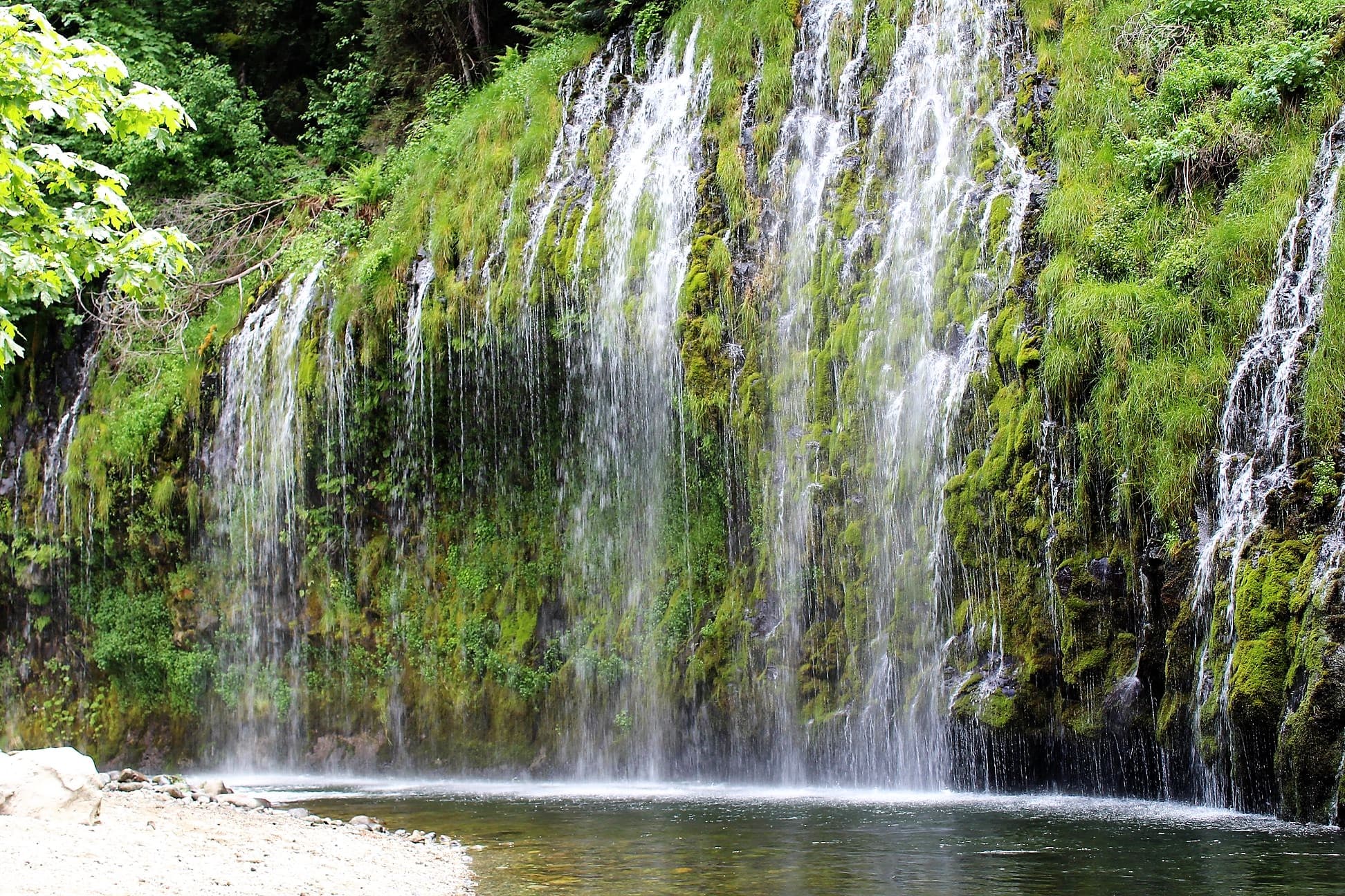 Mossbrea falls