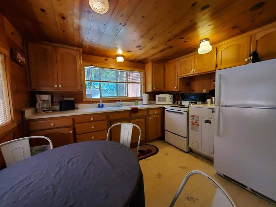 Full Kitchen