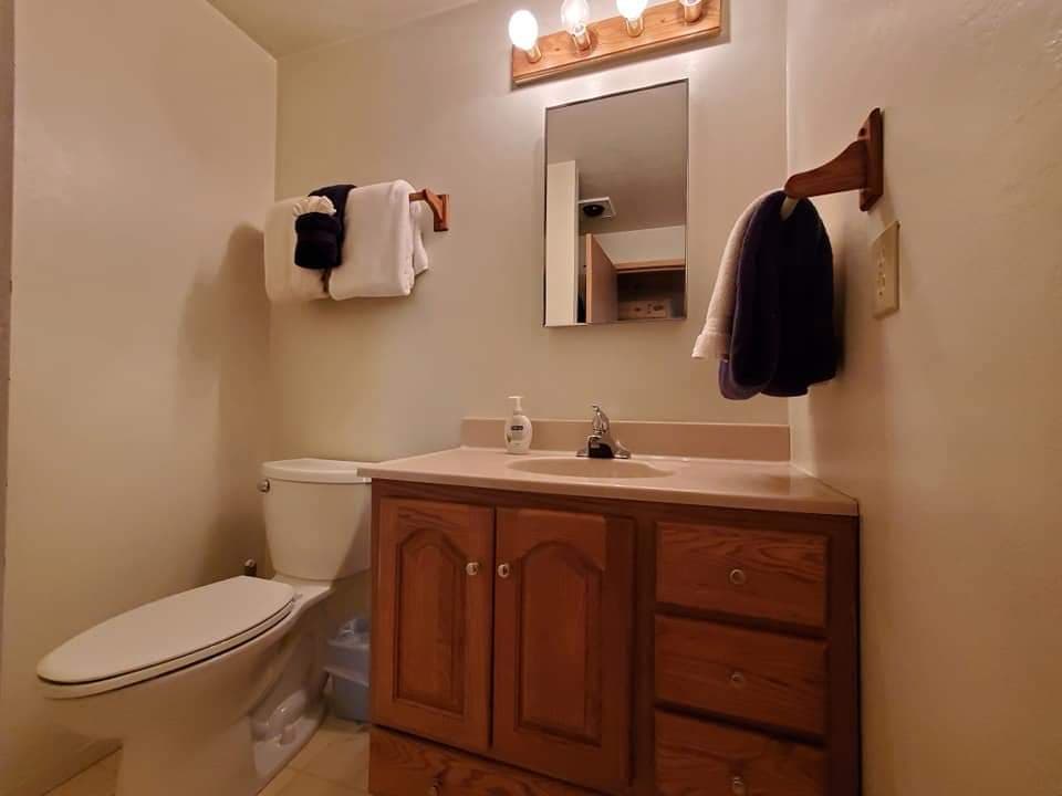 Full bathroom