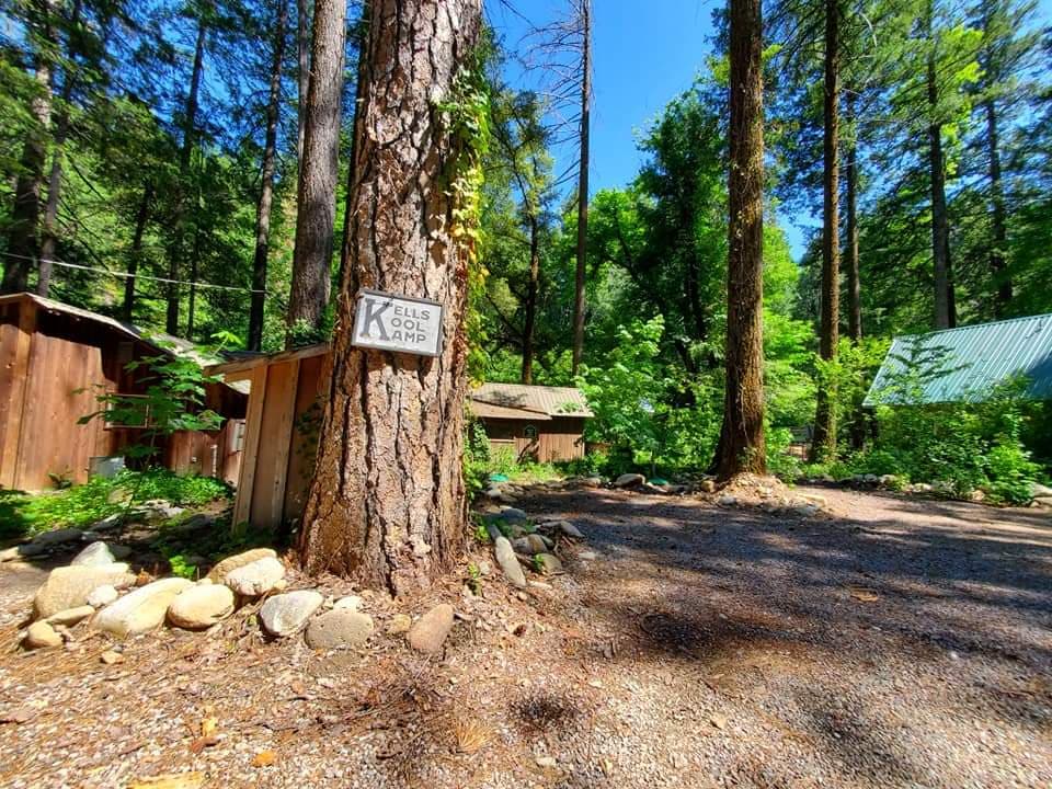 Kells Cabins