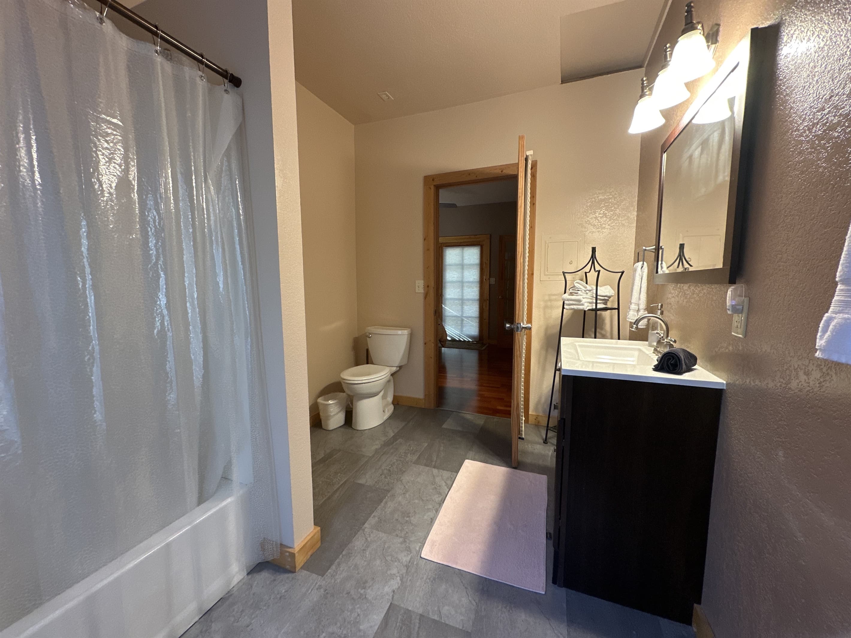 Cottage bathroom