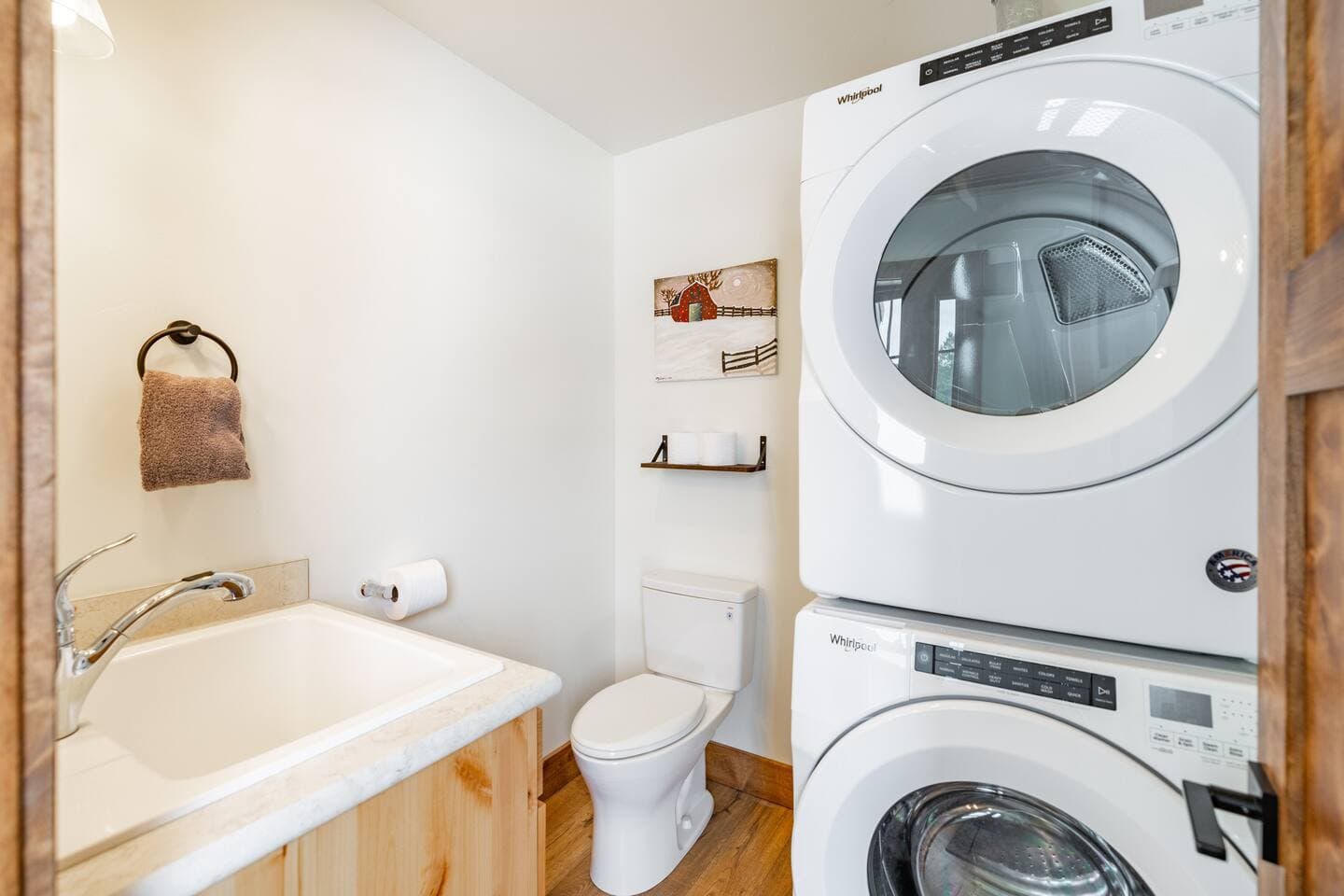 Main floor 1/2 bath with full washer & dryer