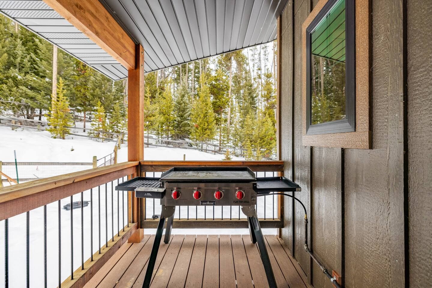 The back dec has a flat top grill for your pancakes, burgers and more!
