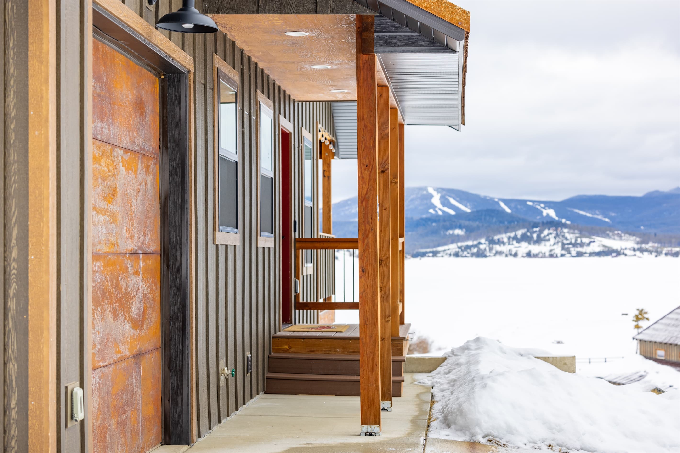 Views of a frozen lake and Disco Mountain