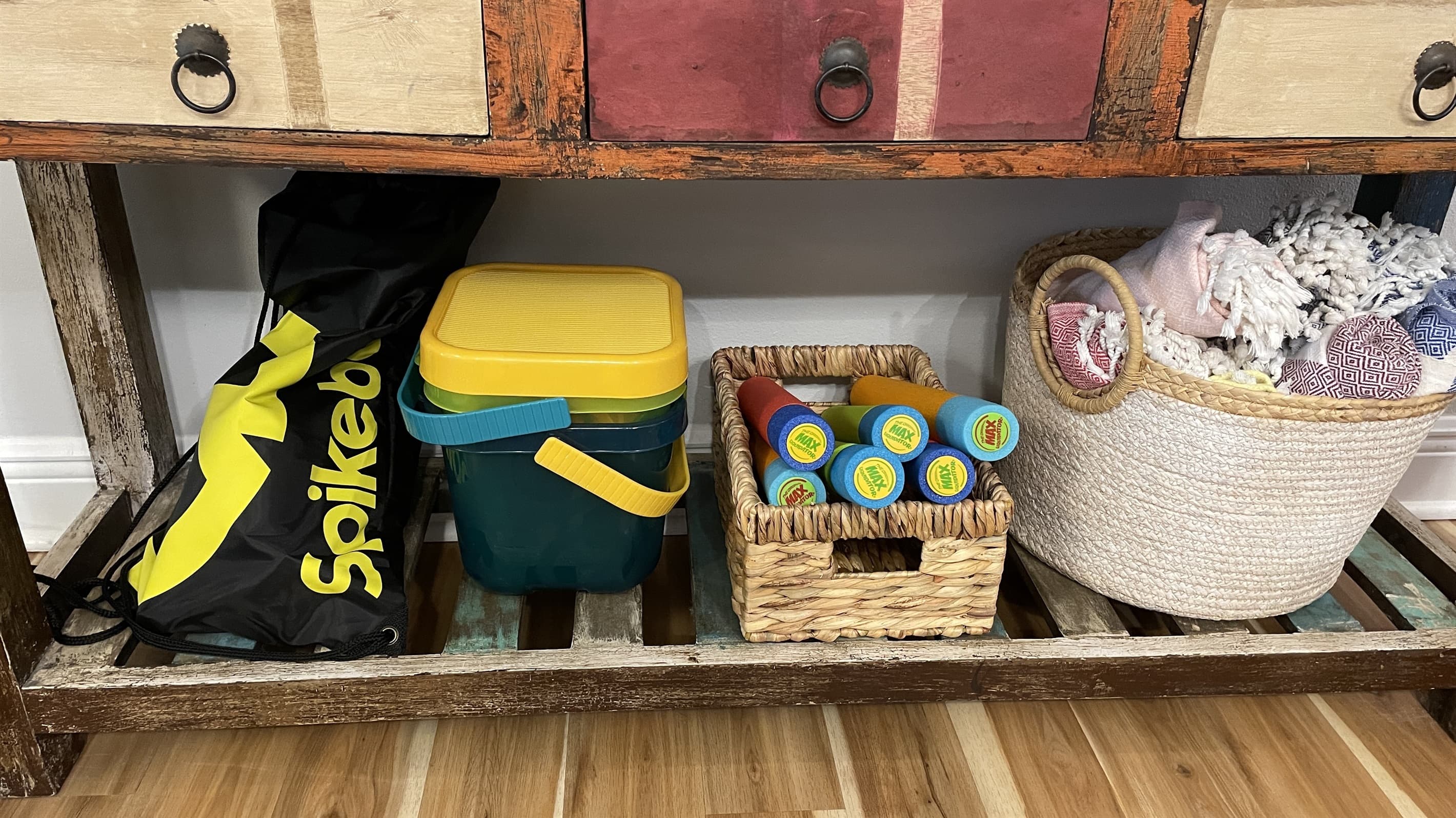 Beach fun station: Spike Ball, water guns, and sand toys. Plus soft Turkish beach towels. 