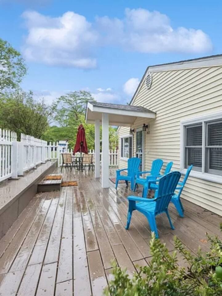 Front Porch with seating and dining