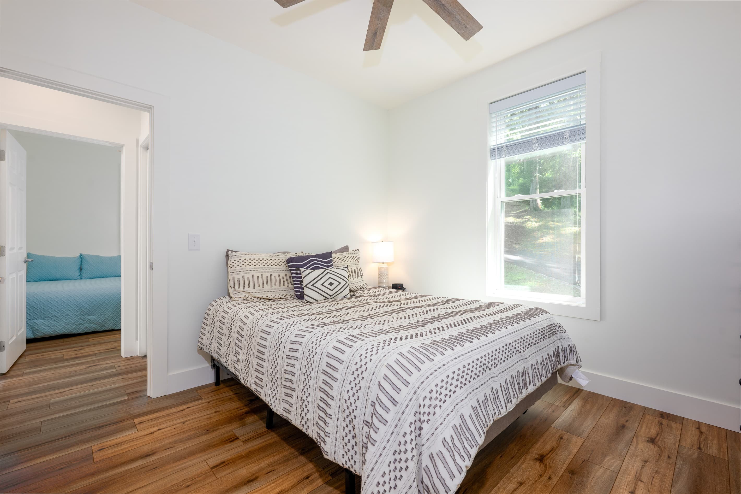 2nd Bedroom- Main Level, Queen Bed