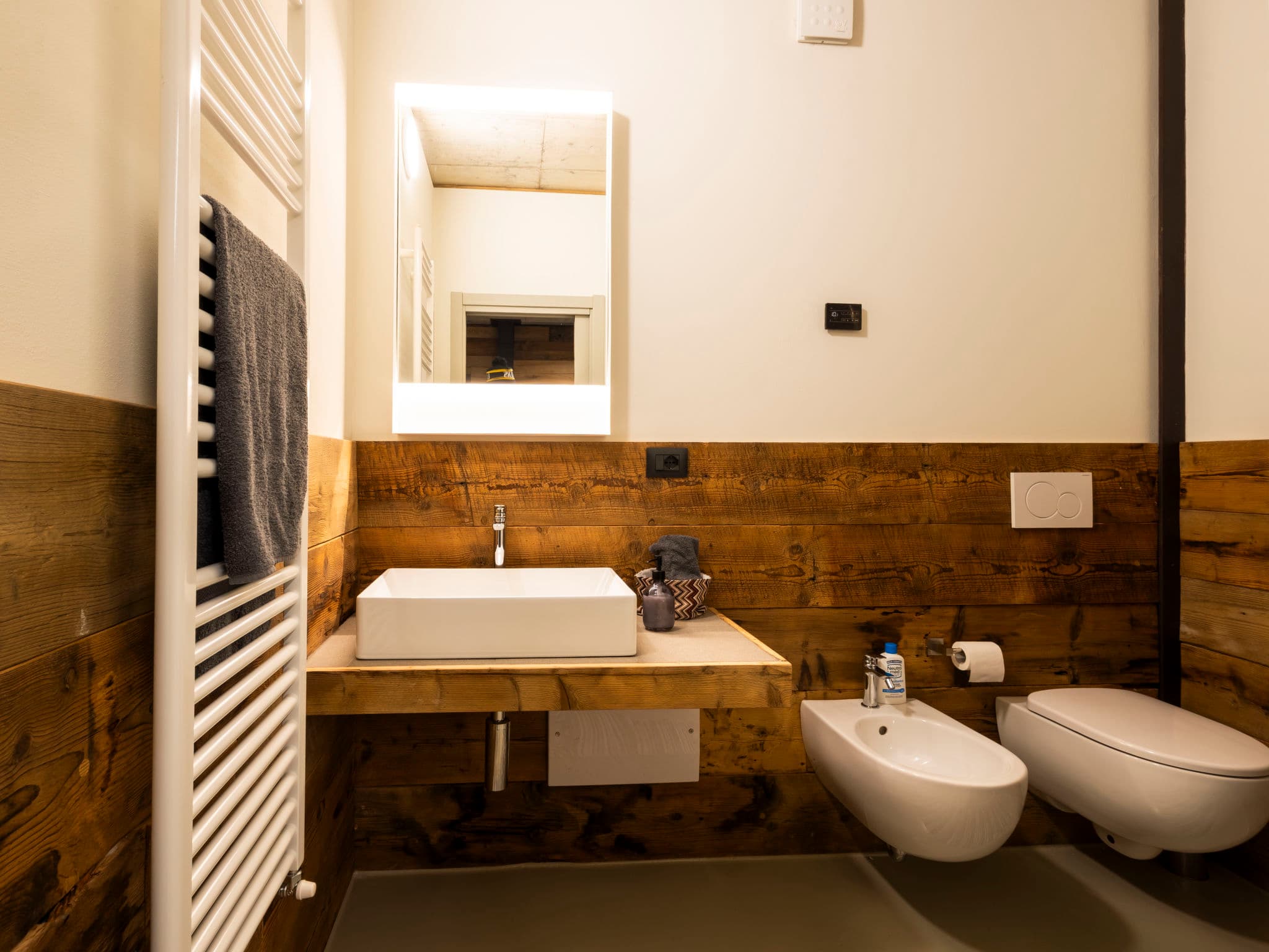 Bathroom / Wellness