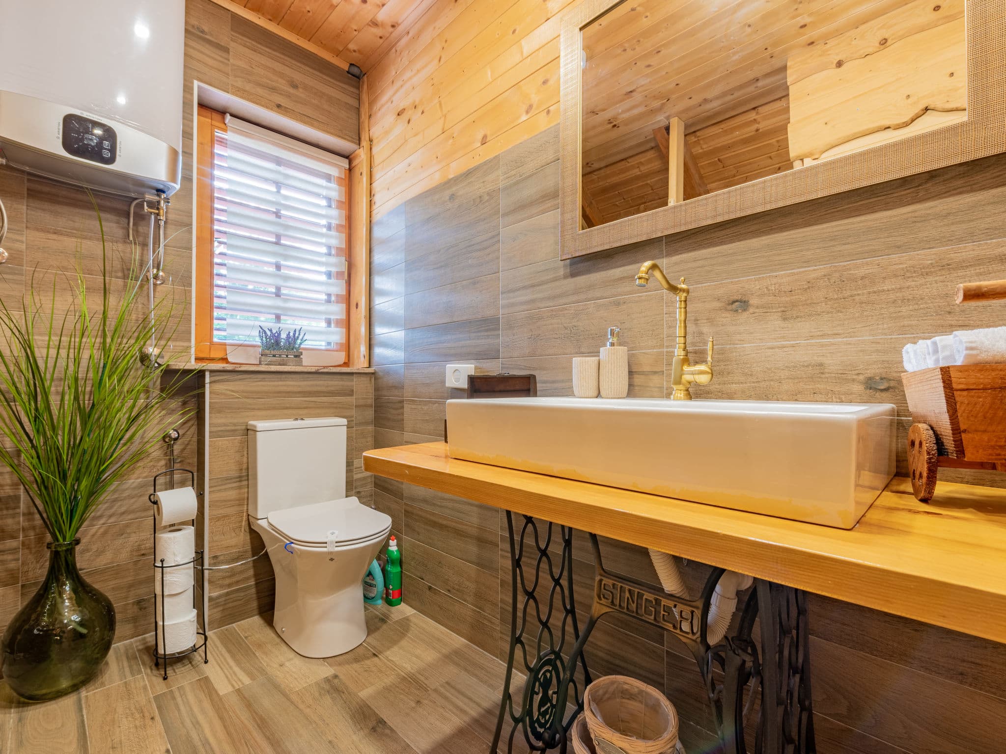 Bathroom / Wellness