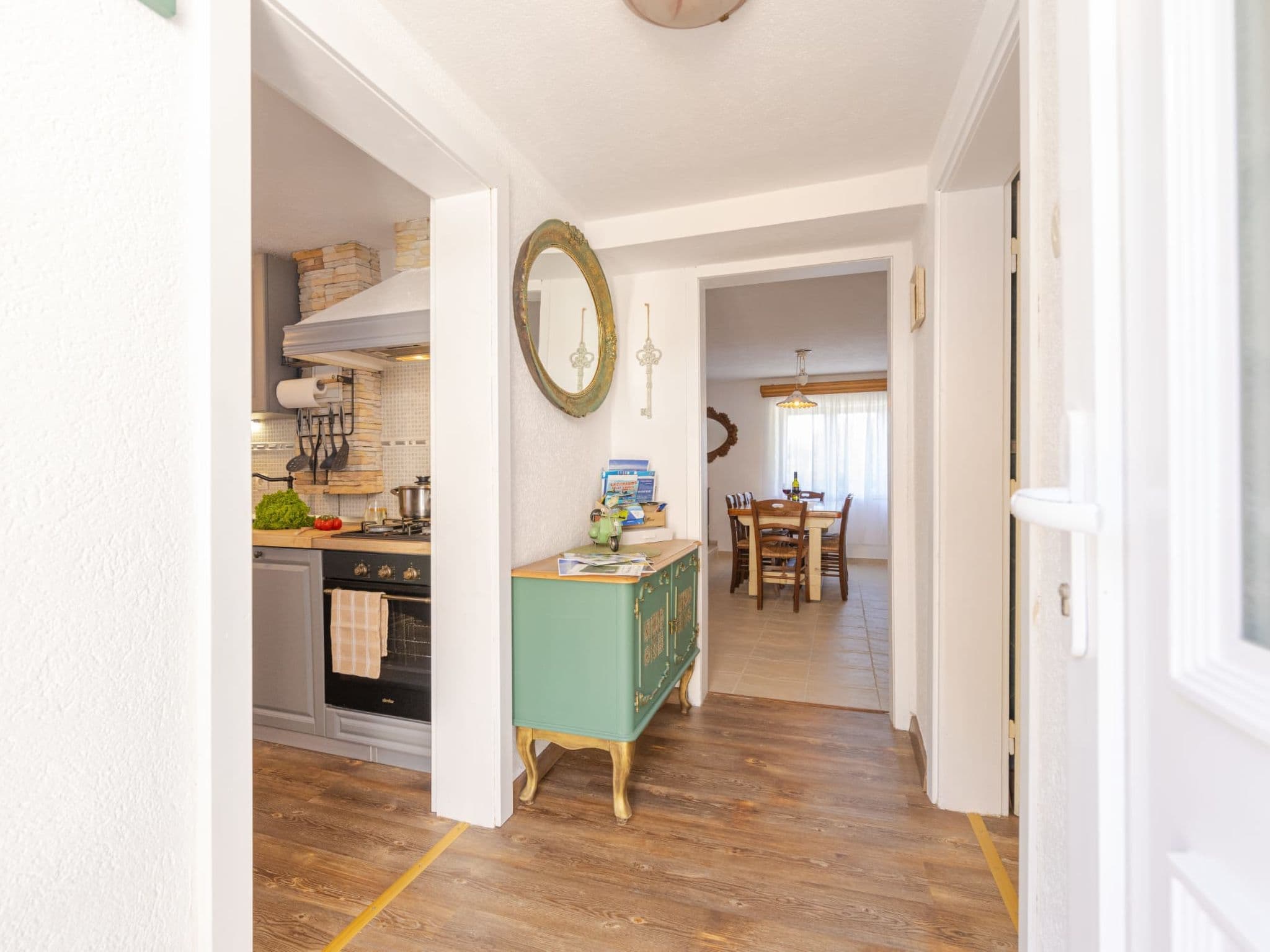 Kitchen / Dining Room