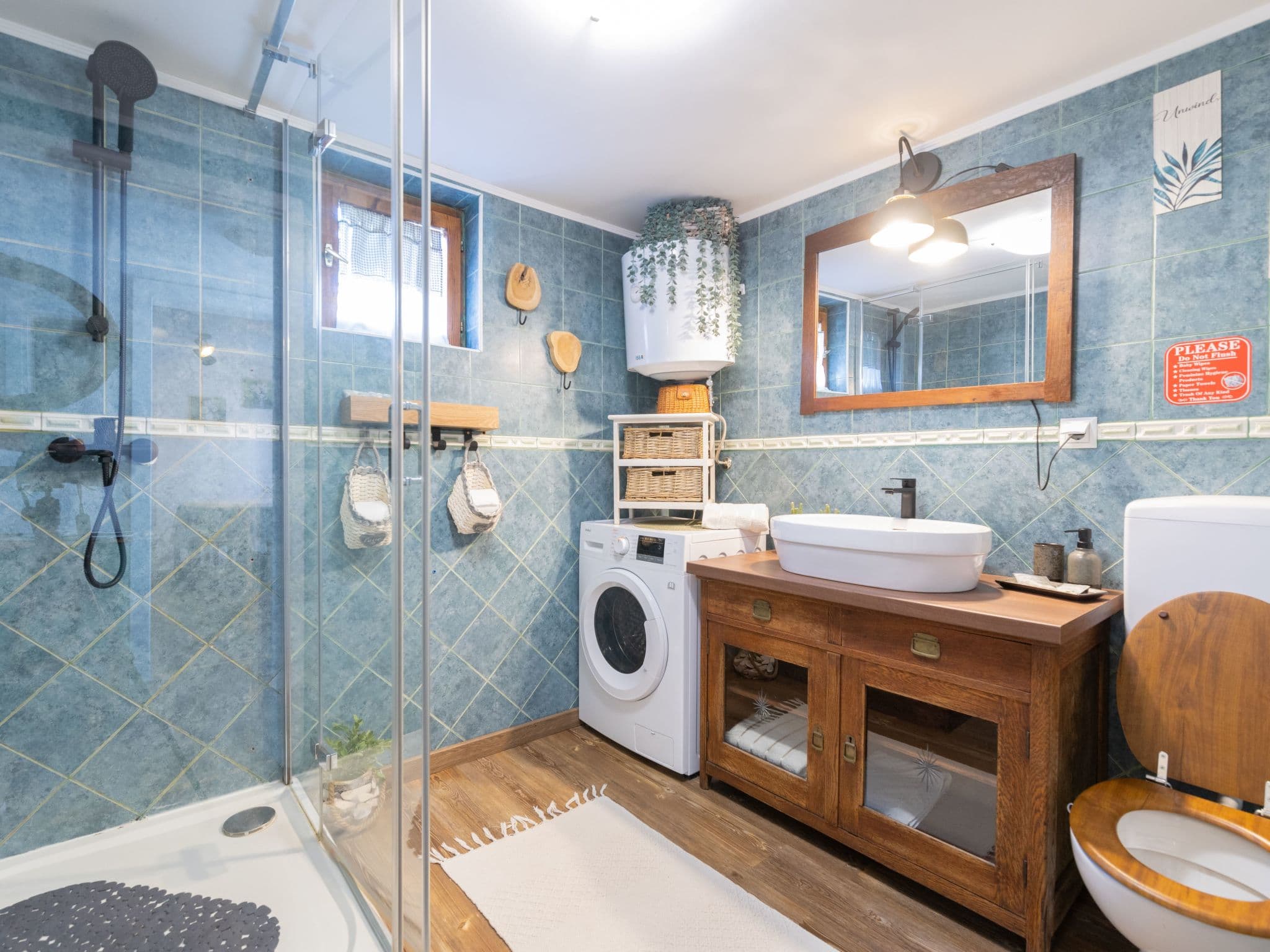 Bathroom / Wellness