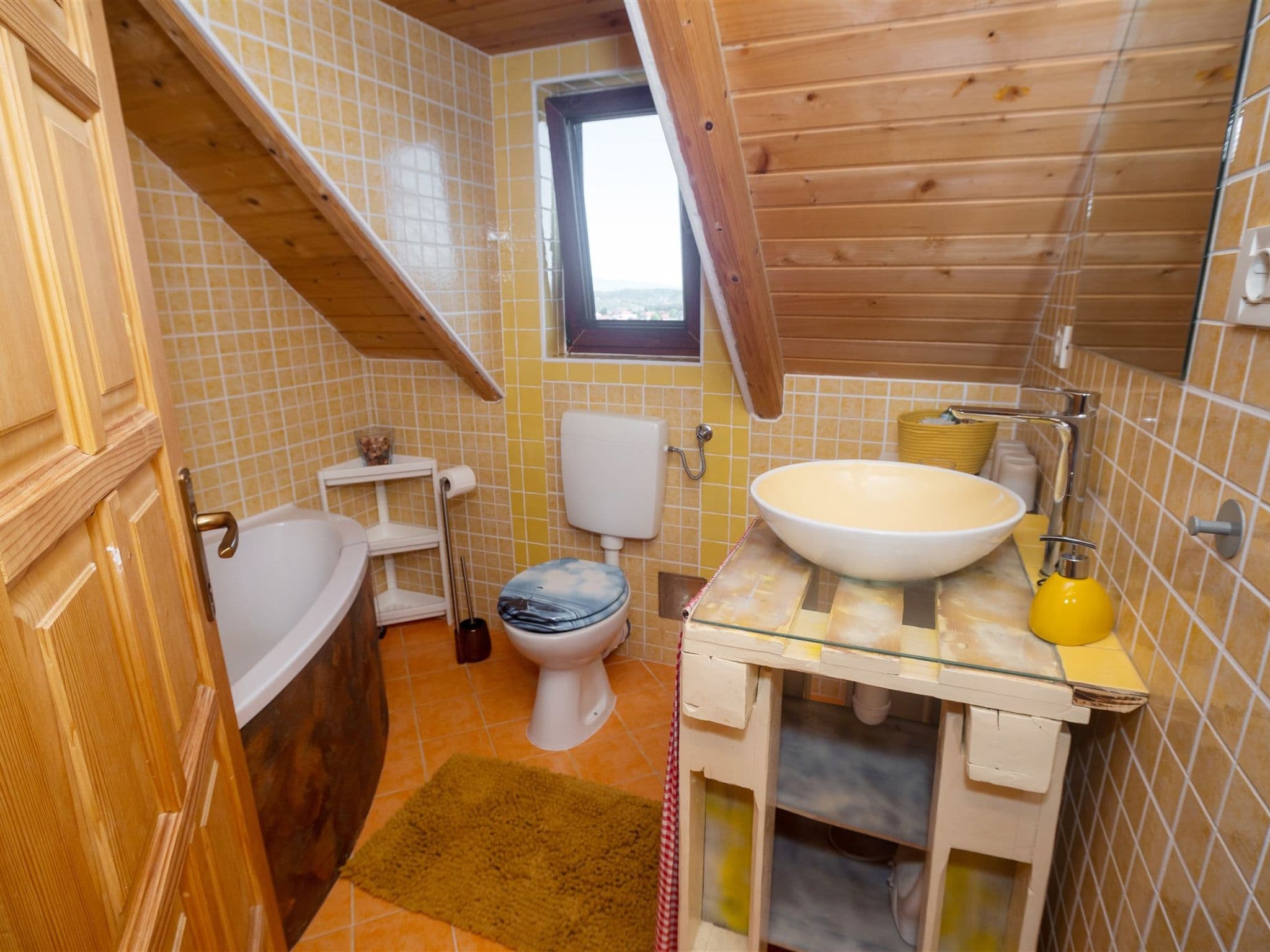 Bathroom / Wellness