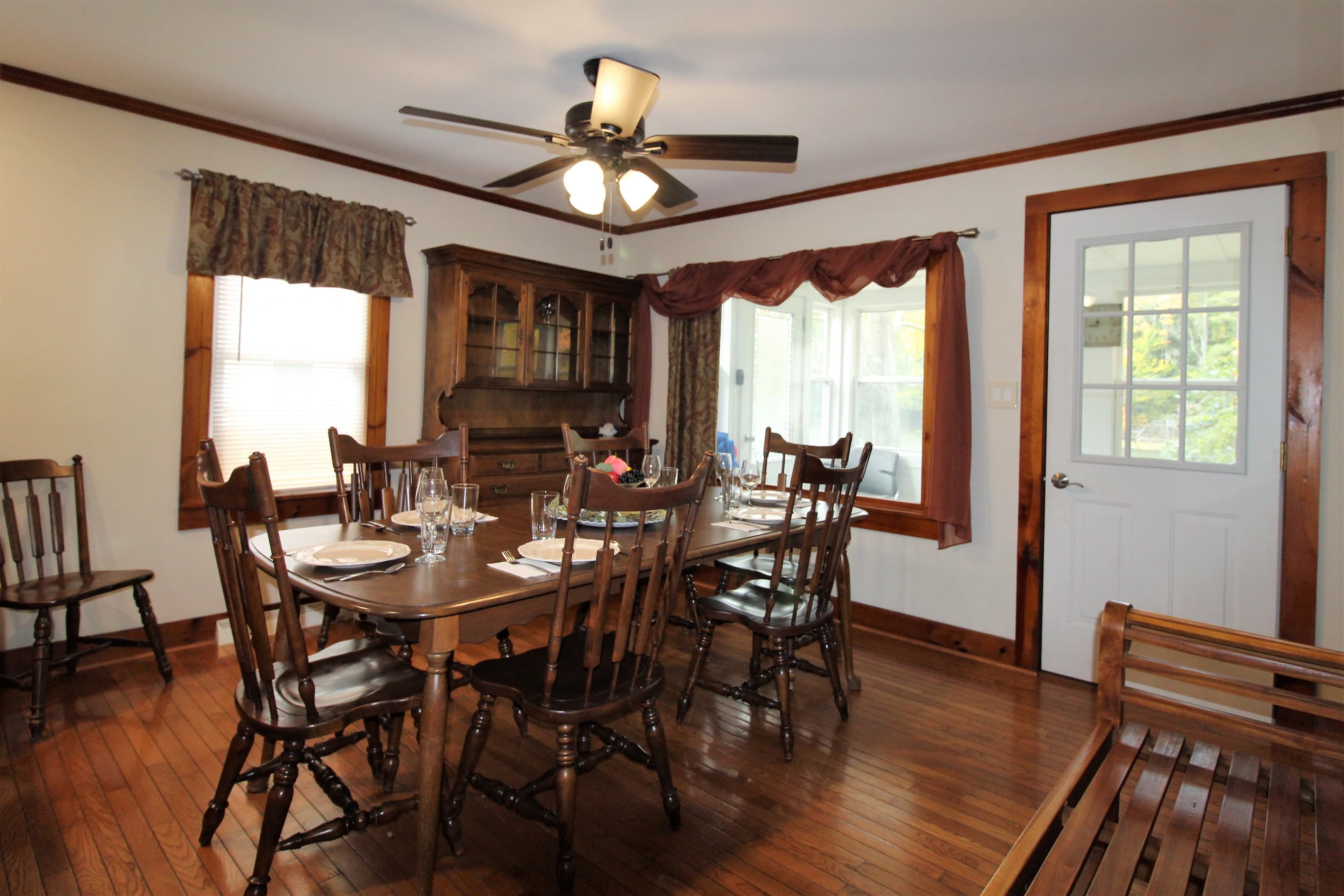Enjoy family time around the dinner table to discuss the day's adventures
