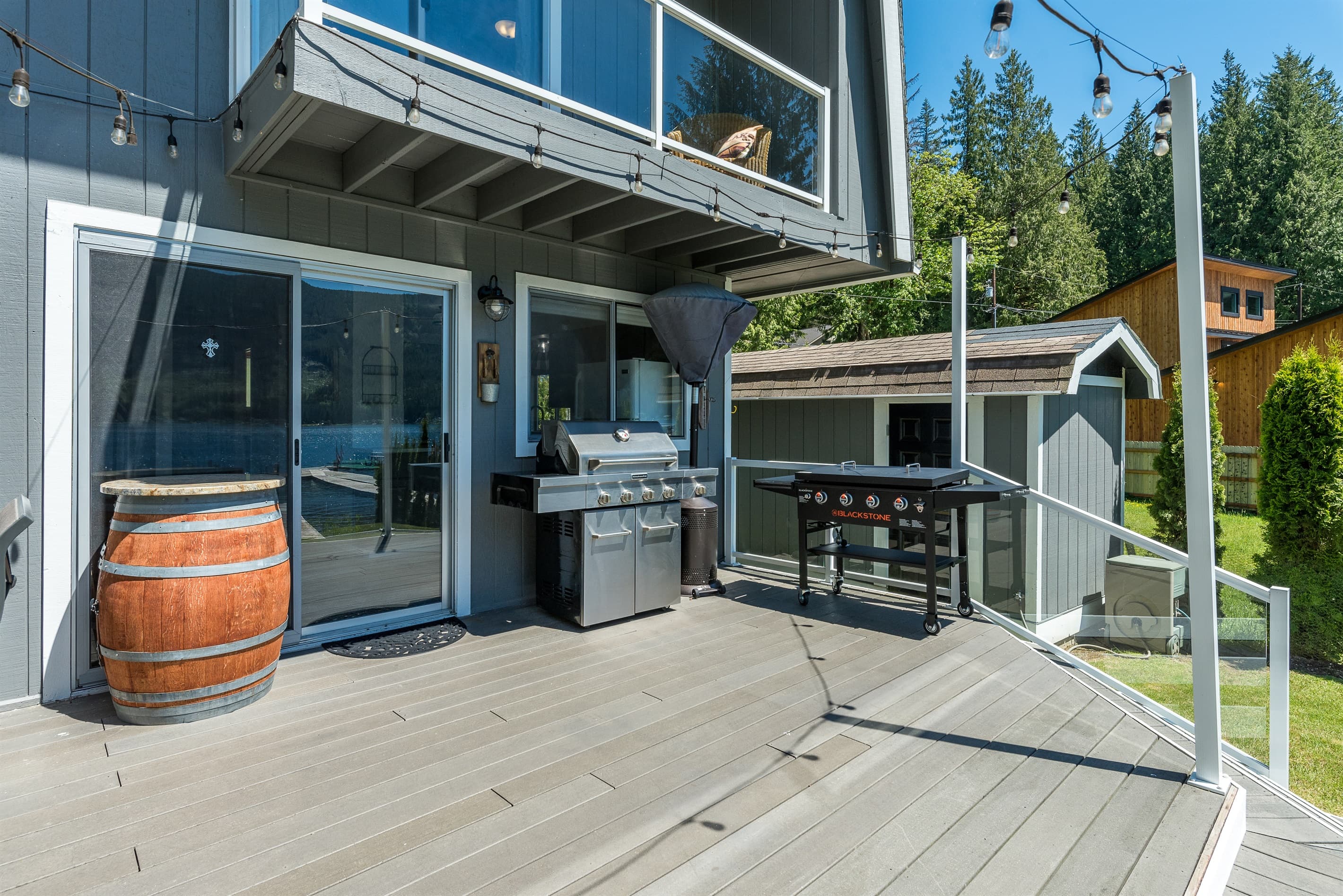 Main level deck