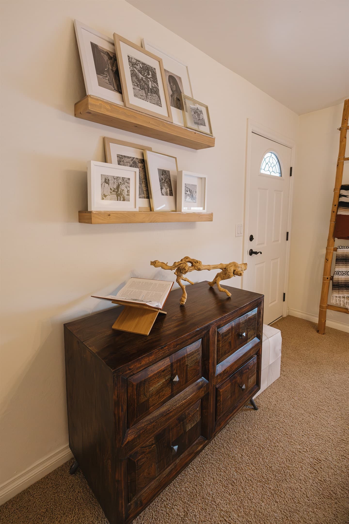 Thoughtfully styled with warm wood tones, curated art, and cozy mountain charm. Attiwood Ridge offers an elevated Pinetop condo experience designed for couples and families who appreciate comfort and detail.
