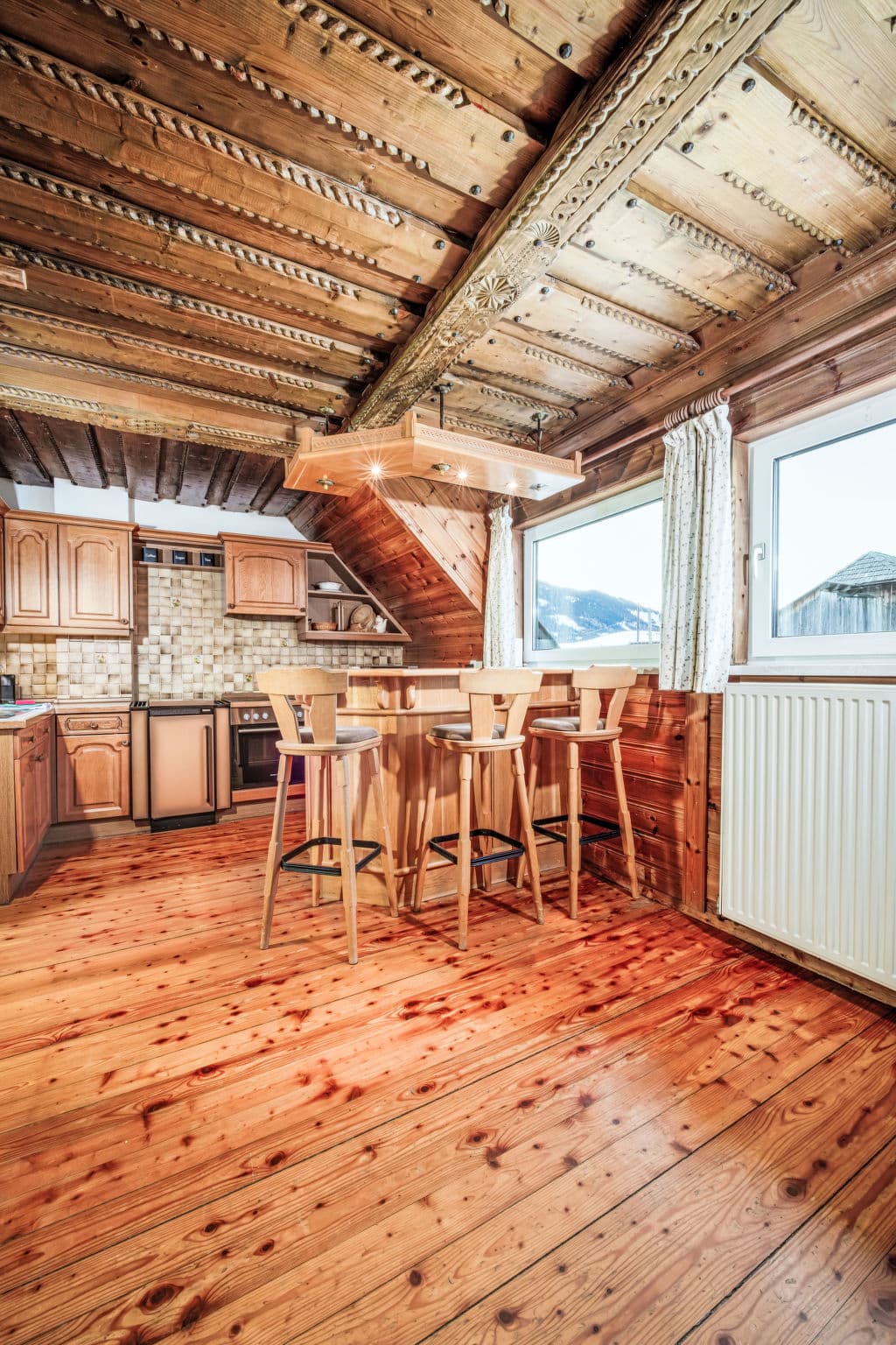 Kitchen / Dining Room