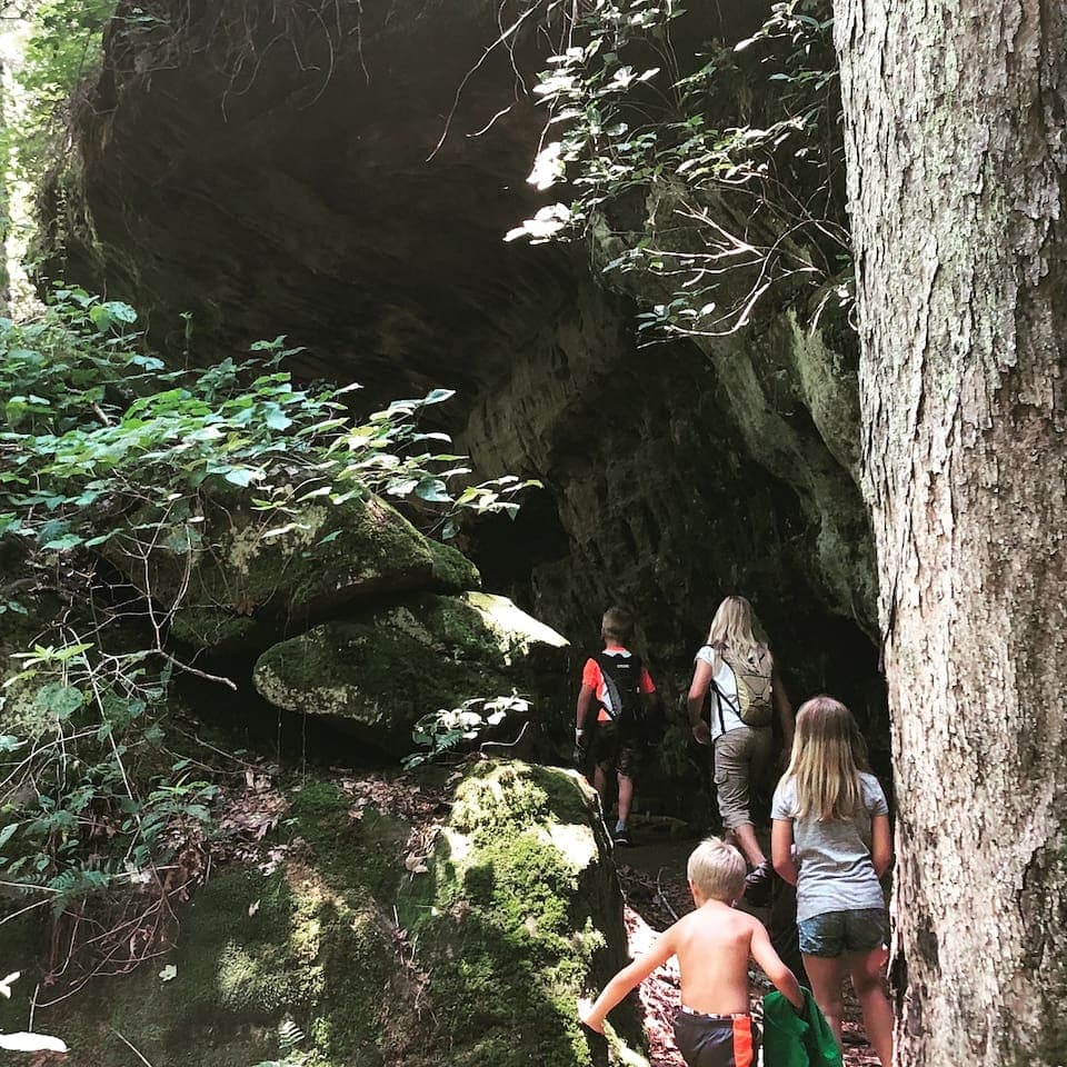 Hiking like no other region in IL